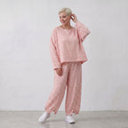 Luftige Ballon-Hose aus Mousseline in Rosa und Ecru