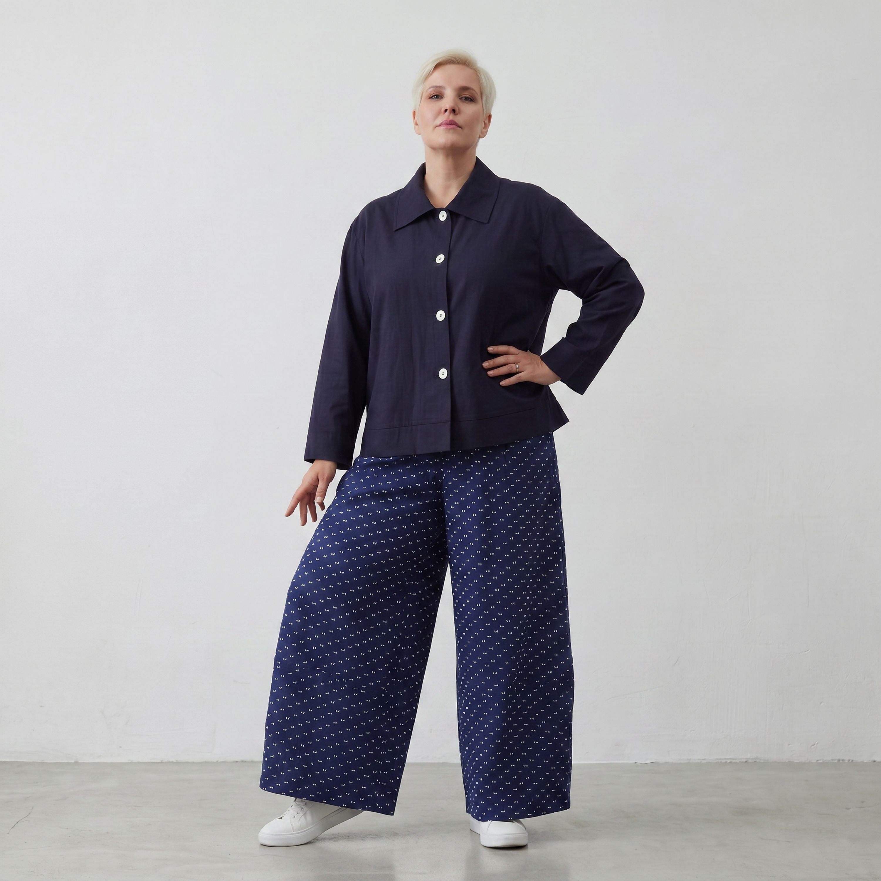 Marlene-Hose im Karomuster aus luftigem Jacquard-Stretch