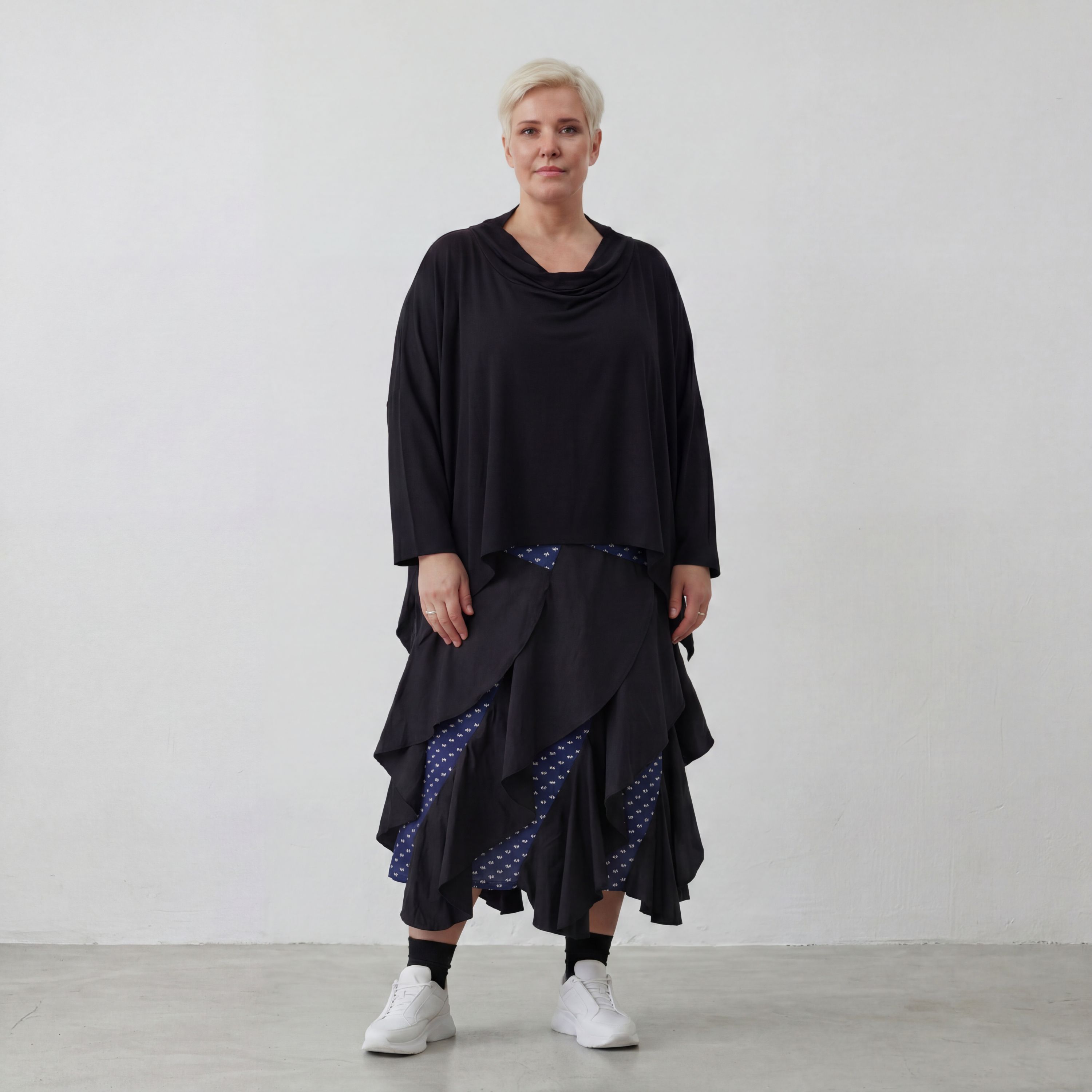 Sommerlicher Jacquard-Rock mit elastischem Bund in Karomuster