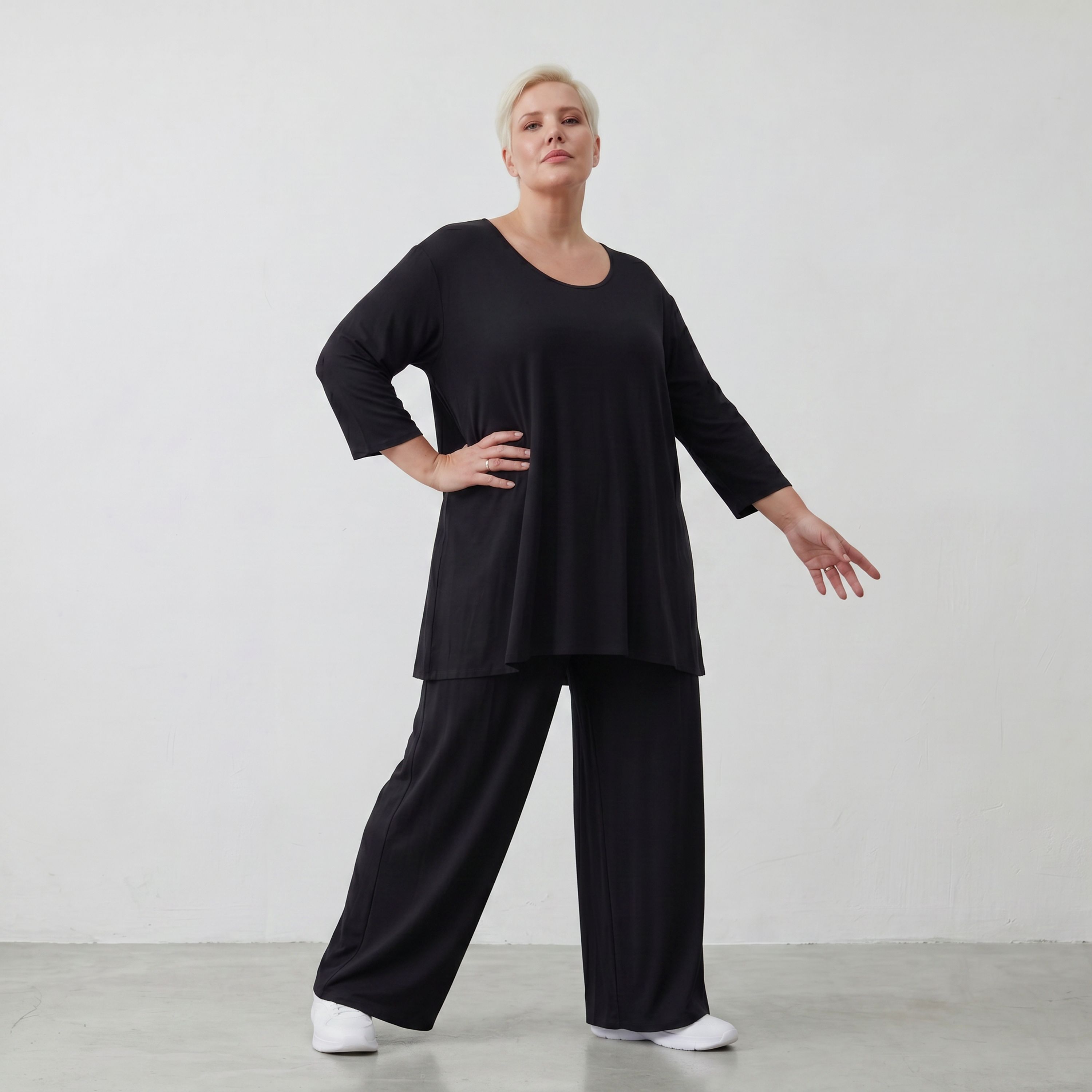 AKH Basics · Shirt · Skye · 1892 · Schwarz