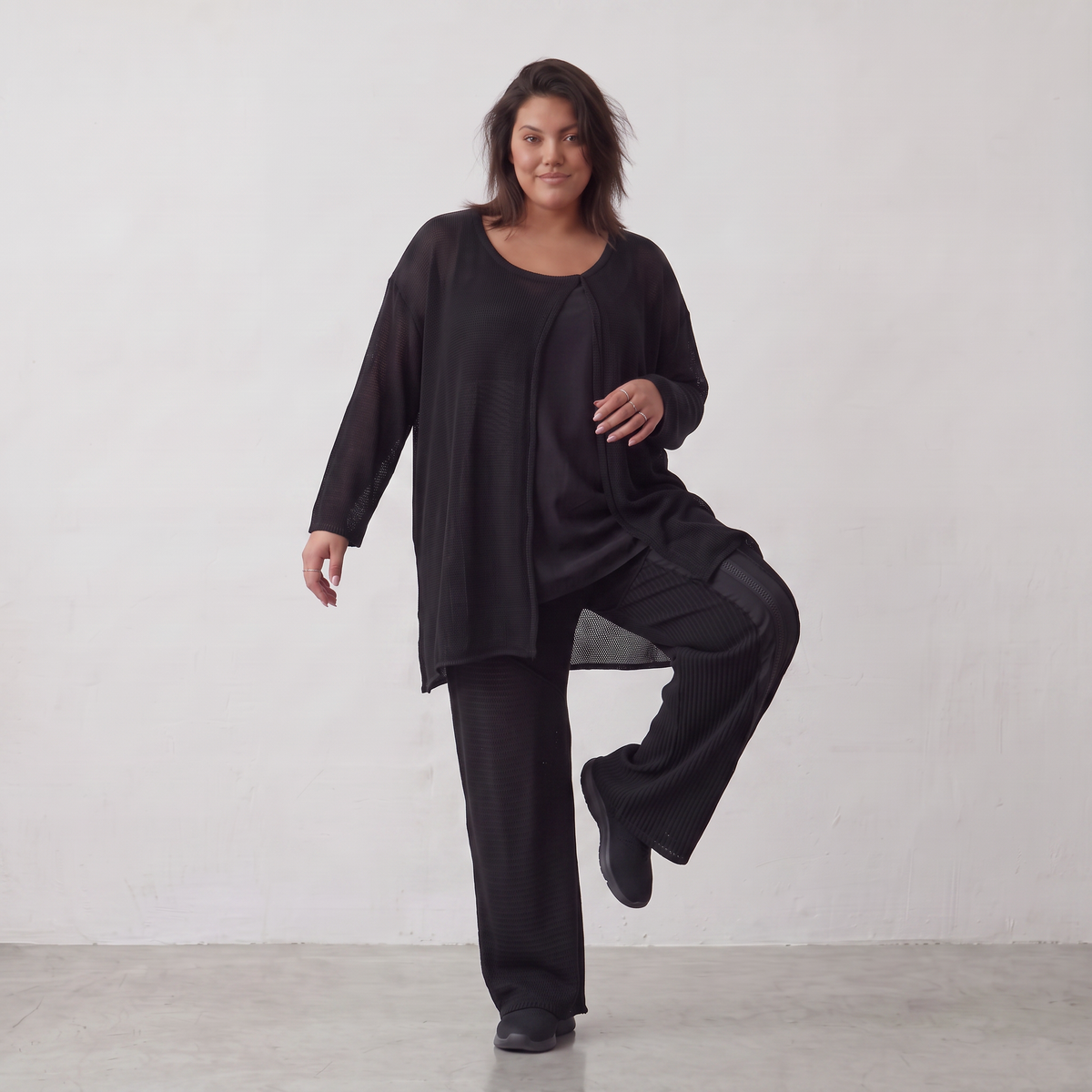 AKH Premium · Hose · NoirEllaa · 2634 · BlackYarn