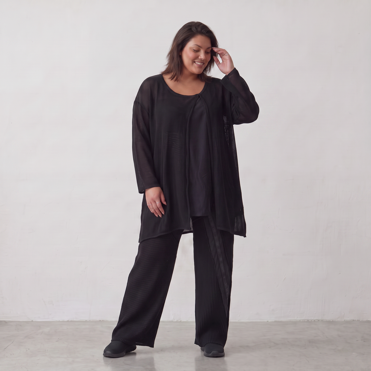 AKH Premium · Hose · NoirEllaa · 2634 · BlackYarn