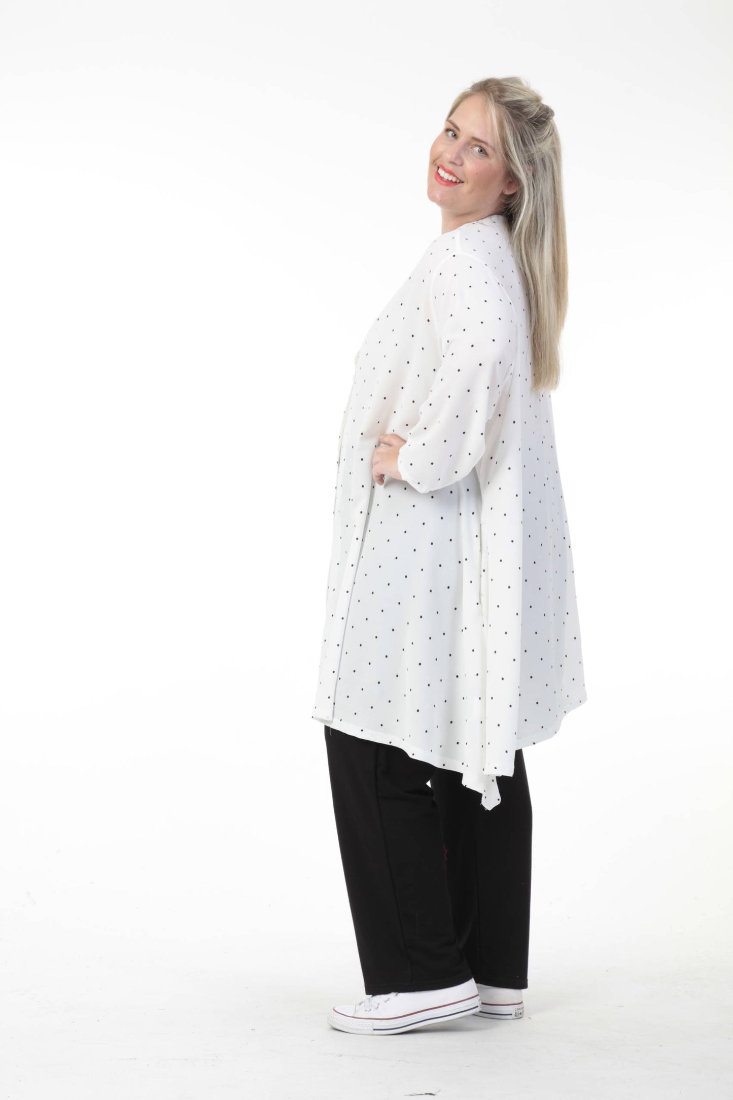 Summer jacket in A-shape made of crepe quality, crep dots in off-white-black