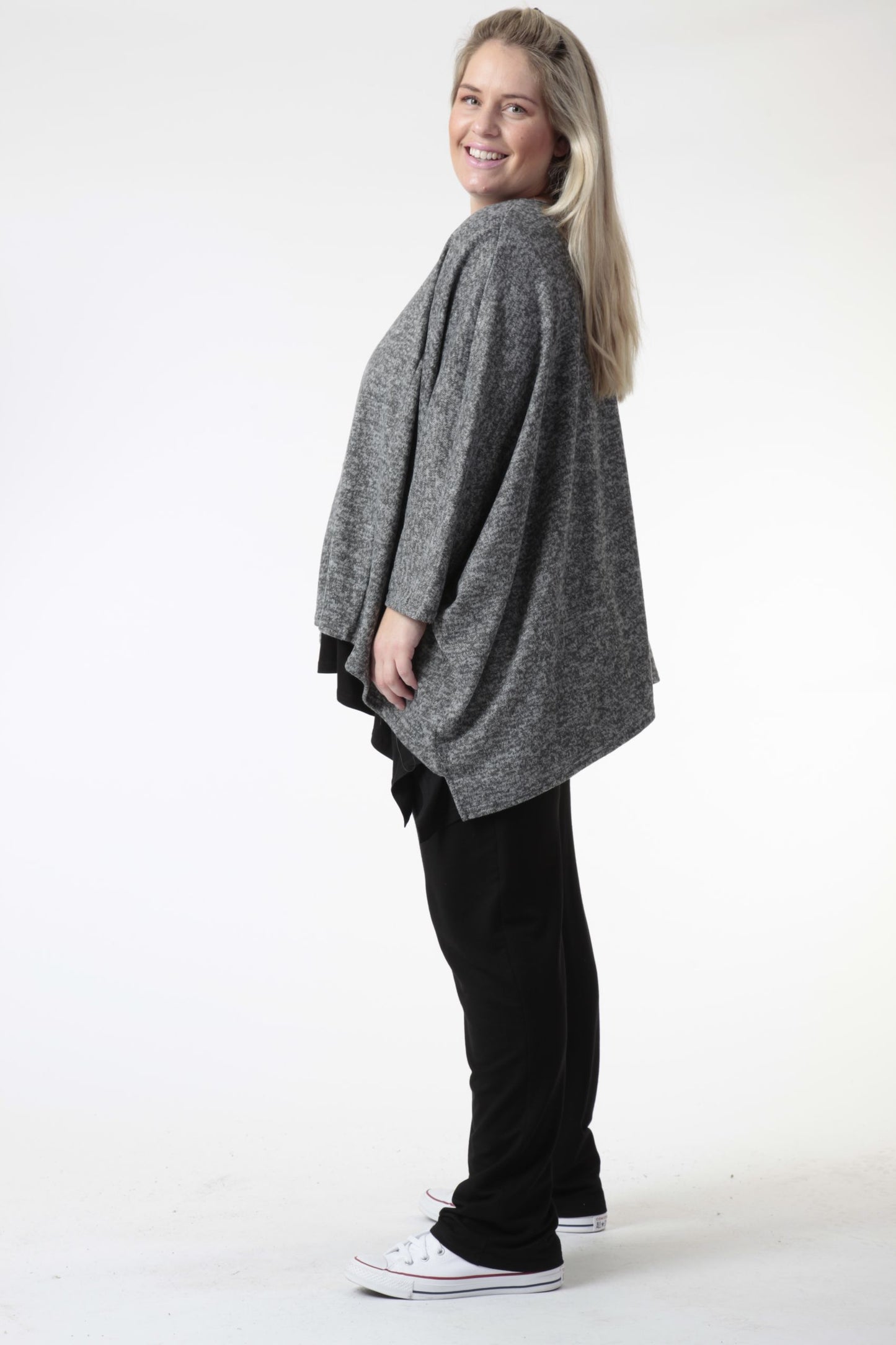 Winter big shirt in the shape of a fine knit quality, Silvia in gray