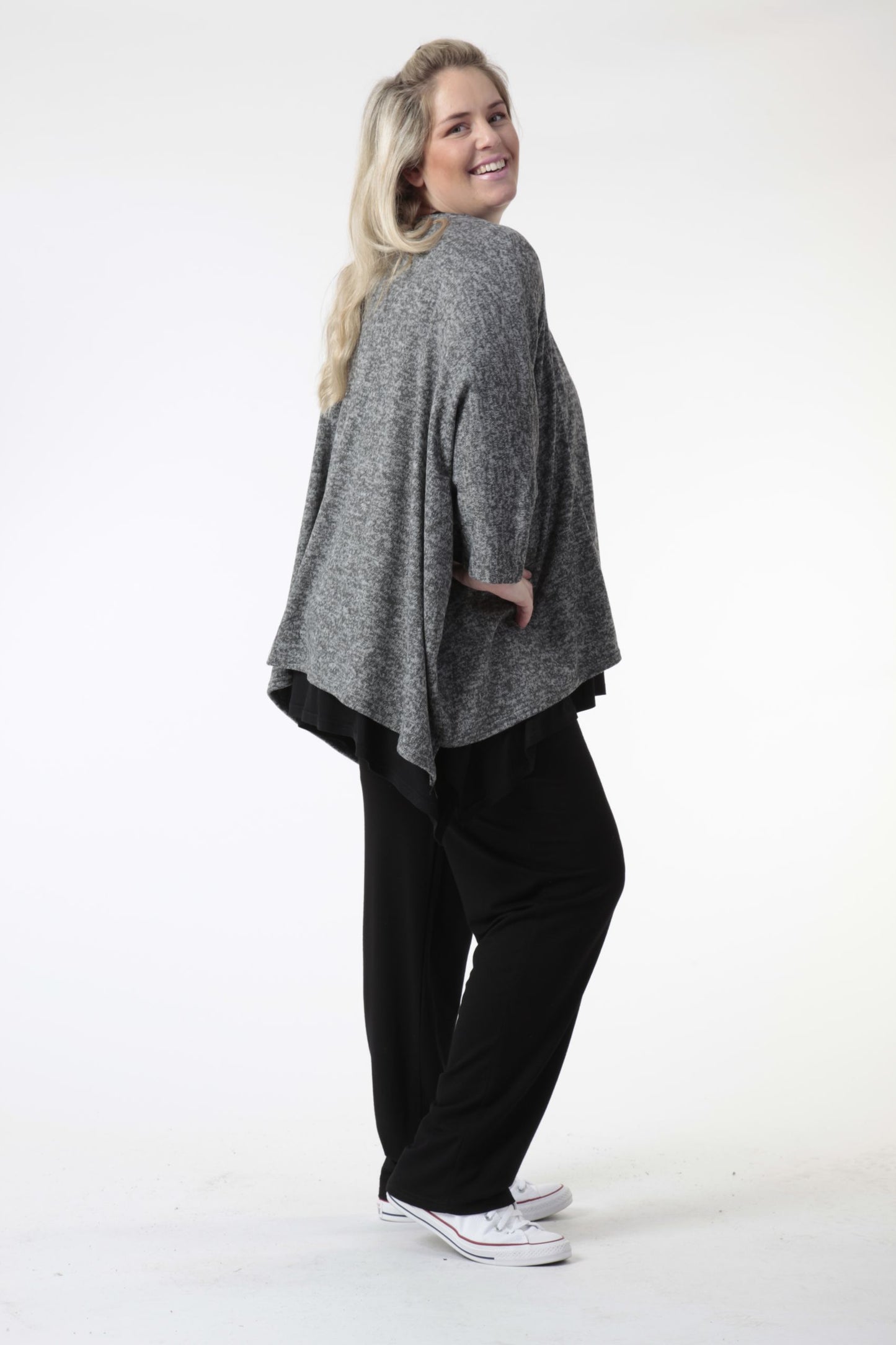 Winter big shirt in the shape of a fine knit quality, Silvia in gray