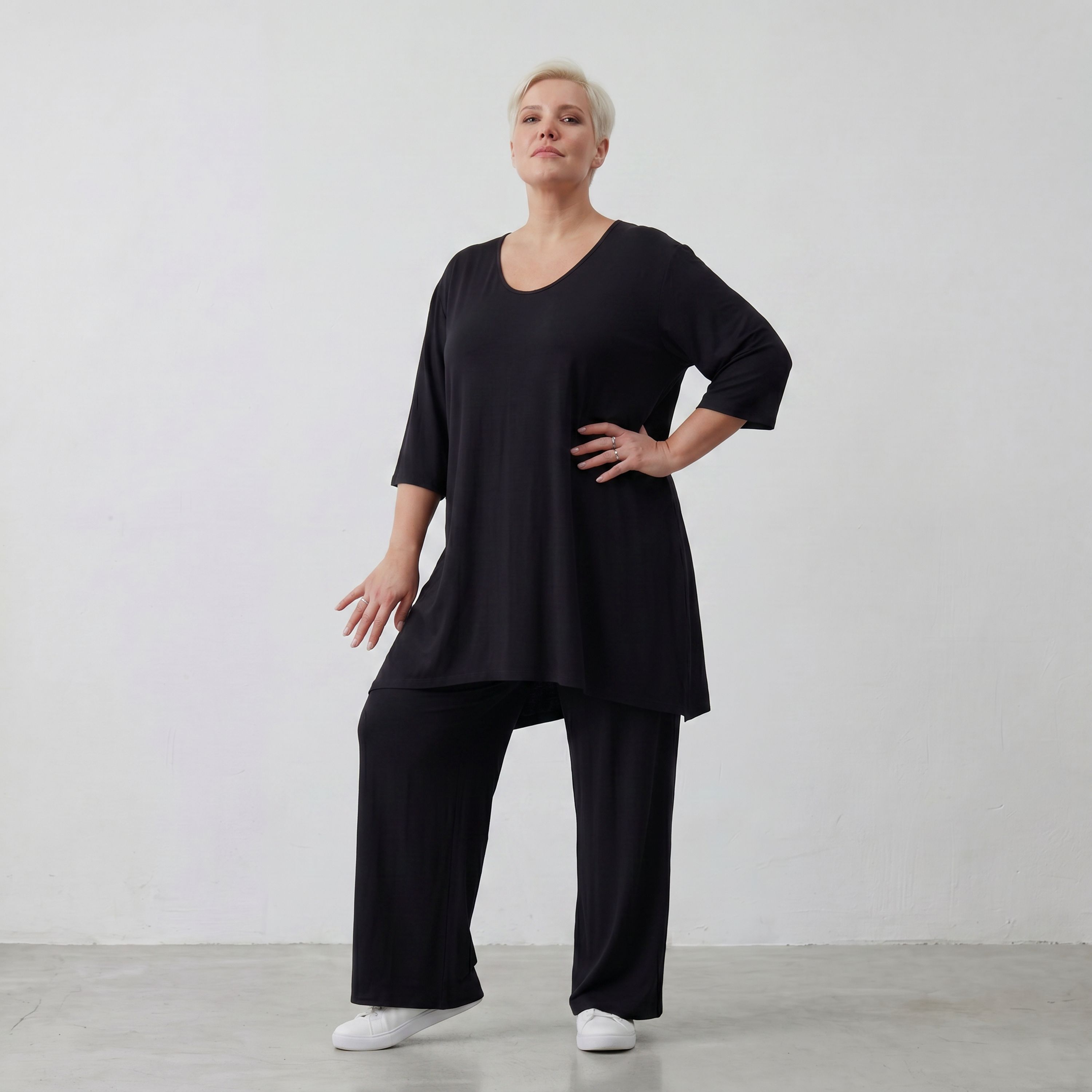 AKH Basics · Shirt · Skye · 1019 · Zwart