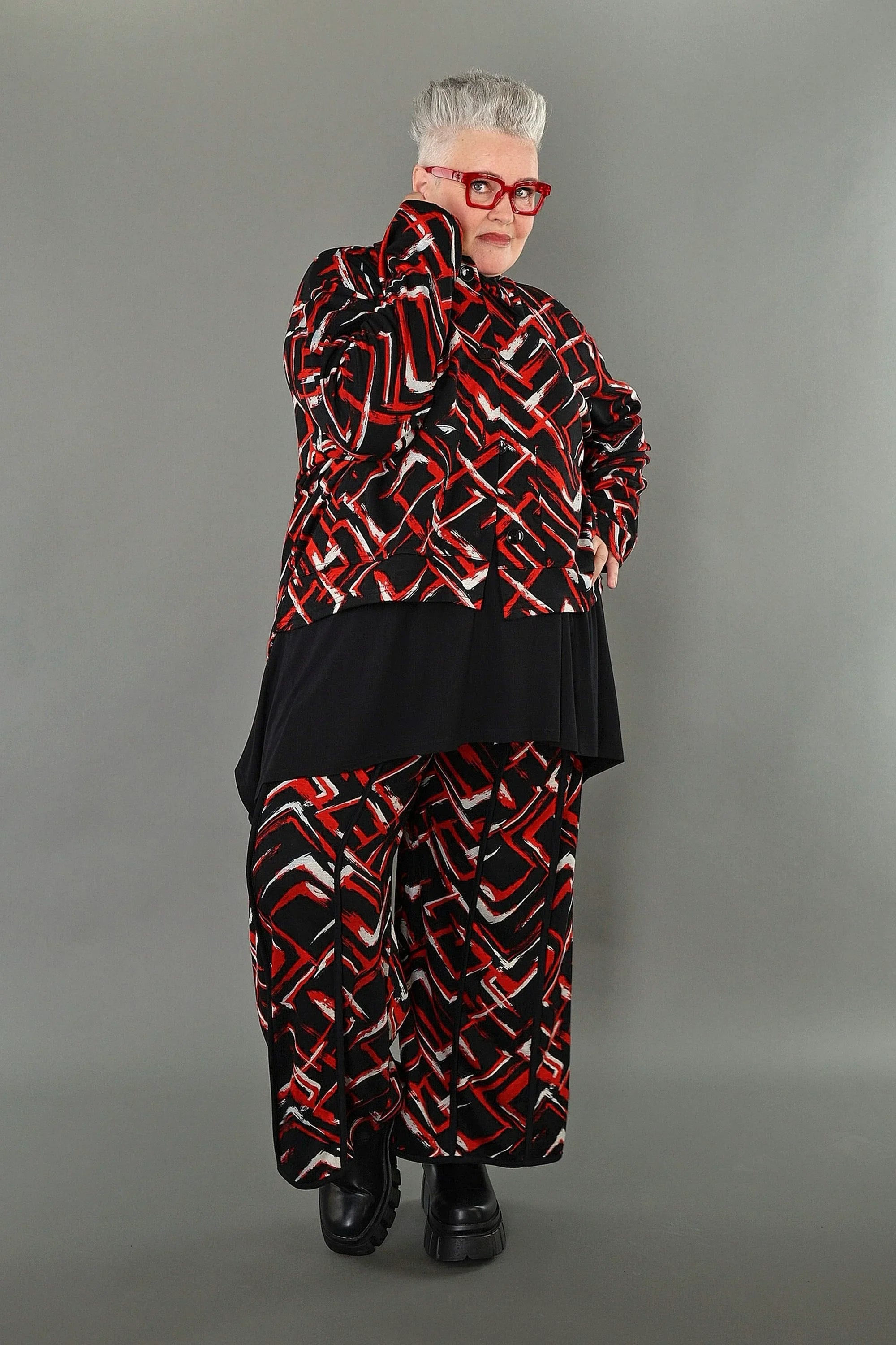 AKH Fashion · Jacke · Jacquelle · 6910 · Schwarz/Rot/Weiß