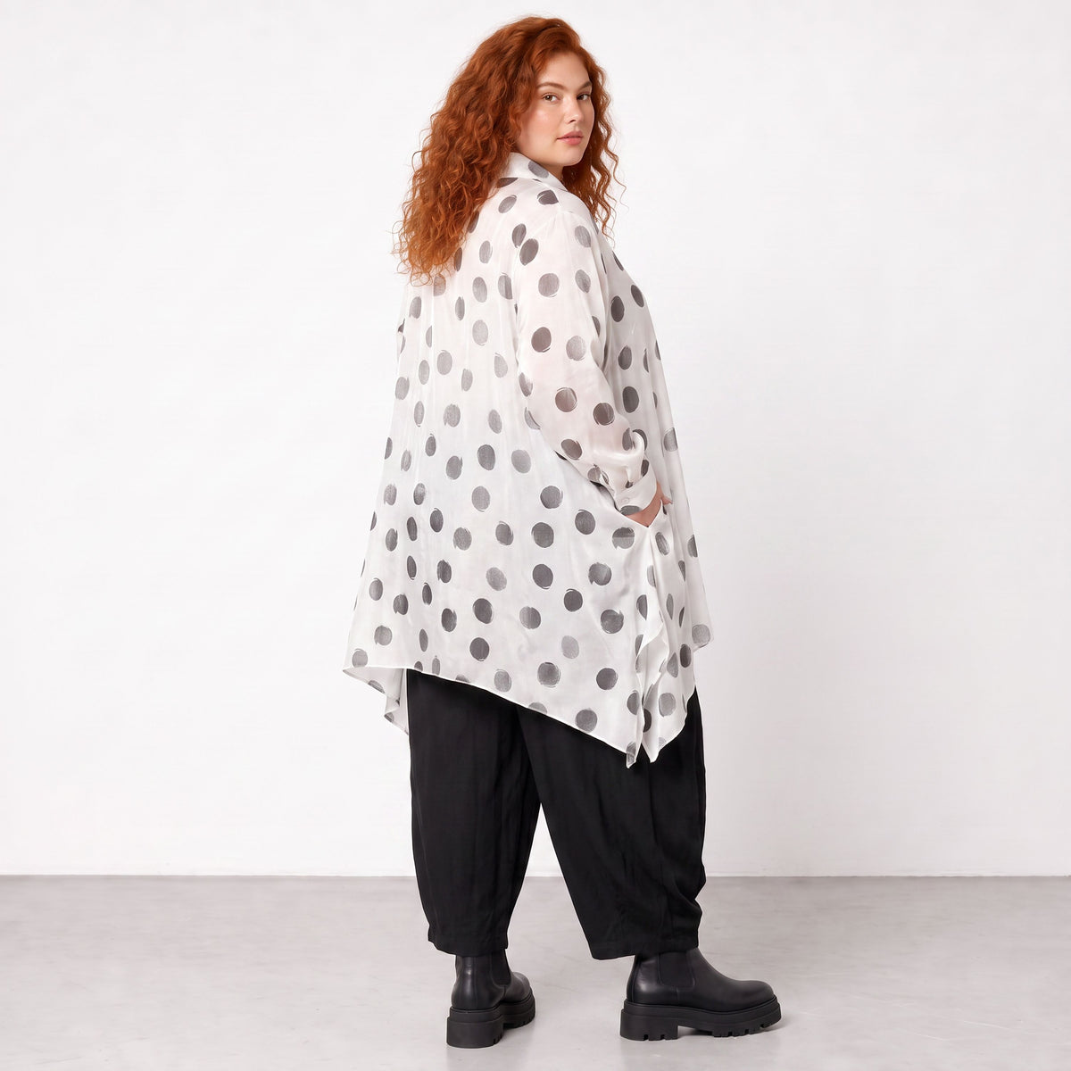 AKH Premium · Blouse · Amadora · 6917 · White/Grey