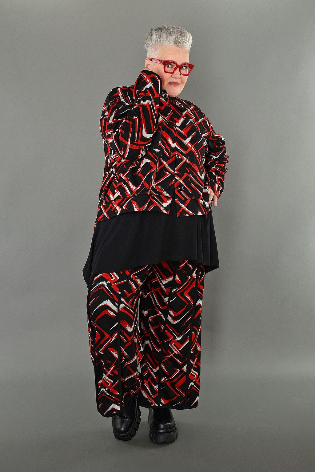 AKH Fashion · Hose · Jacquelle · 7074 · Schwarz/Rot/Weiß