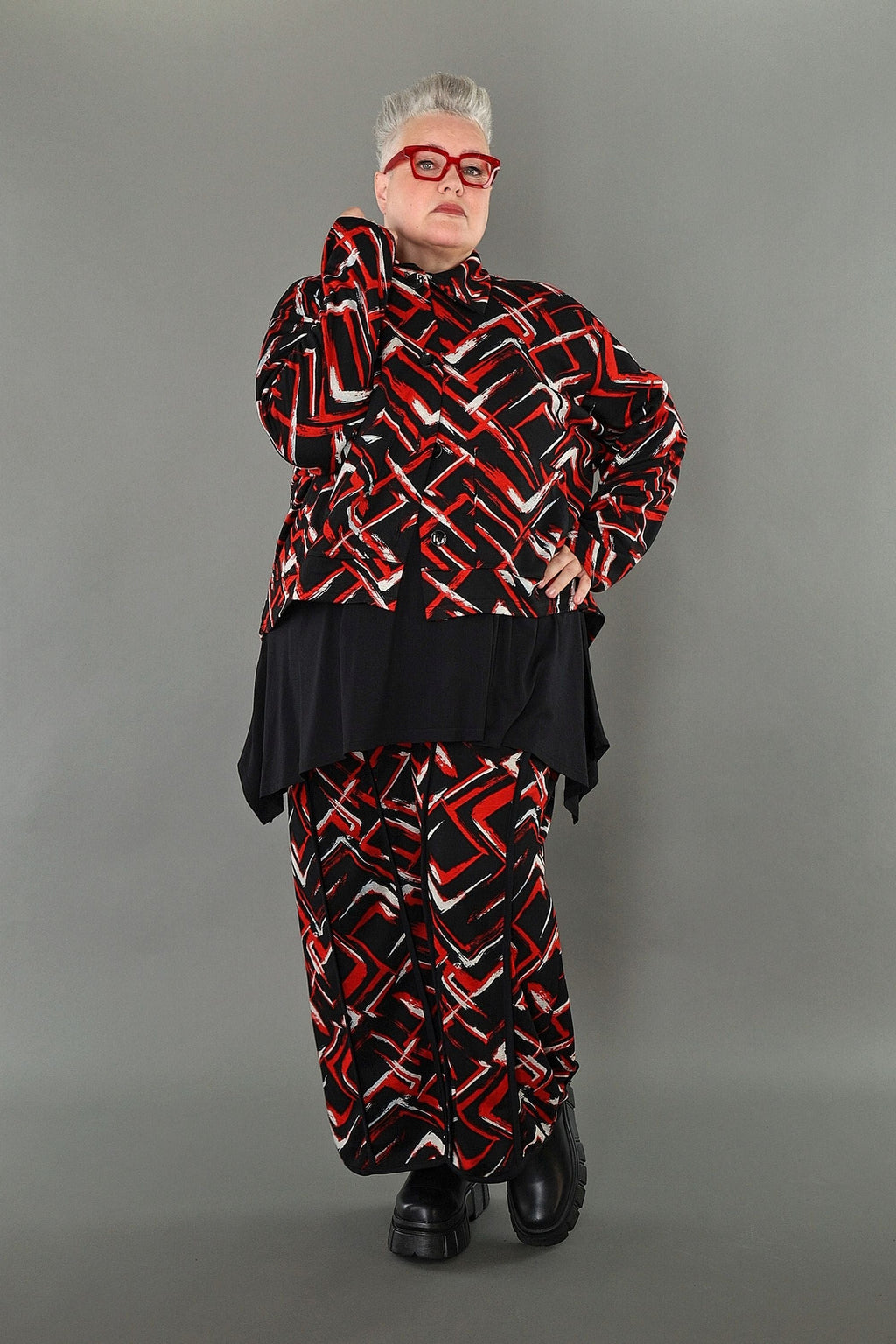 AKH Fashion · Hose · Jacquelle · 7074 · Schwarz/Rot/Weiß