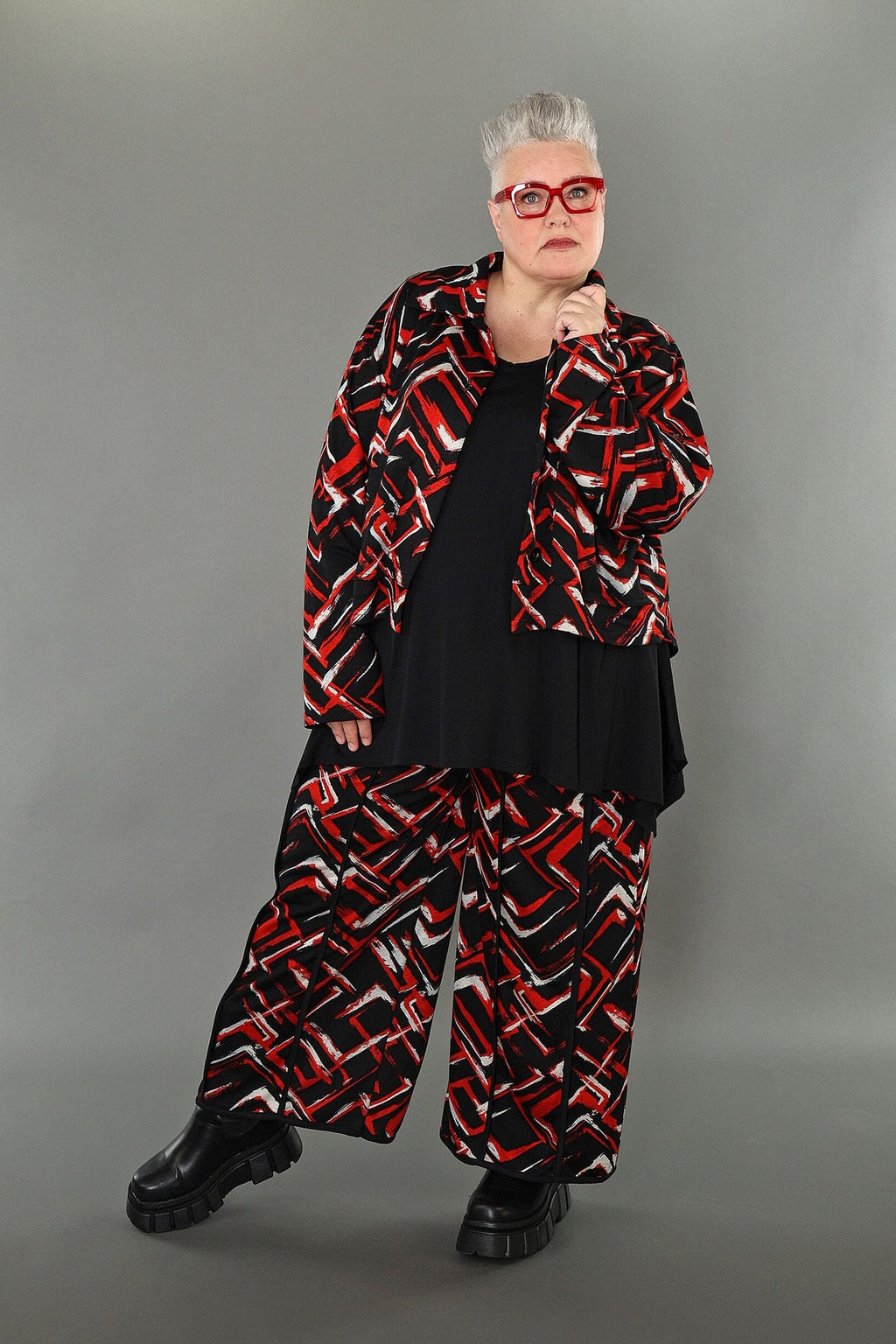 AKH Fashion · Hose · Jacquelle · 7074 · Schwarz/Rot/Weiß