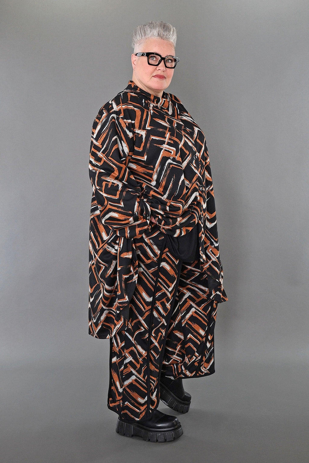 AKH Fashion · Hose · Jacquelle · 7074 · Schwarz/Cognac/Weiß