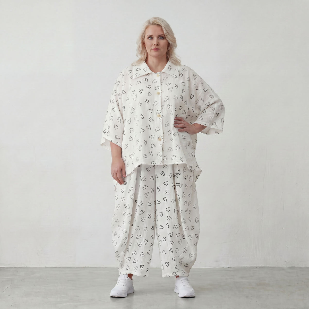 AKH Fashion · Hose · MusiHeart · 8069 · WhiteHearts