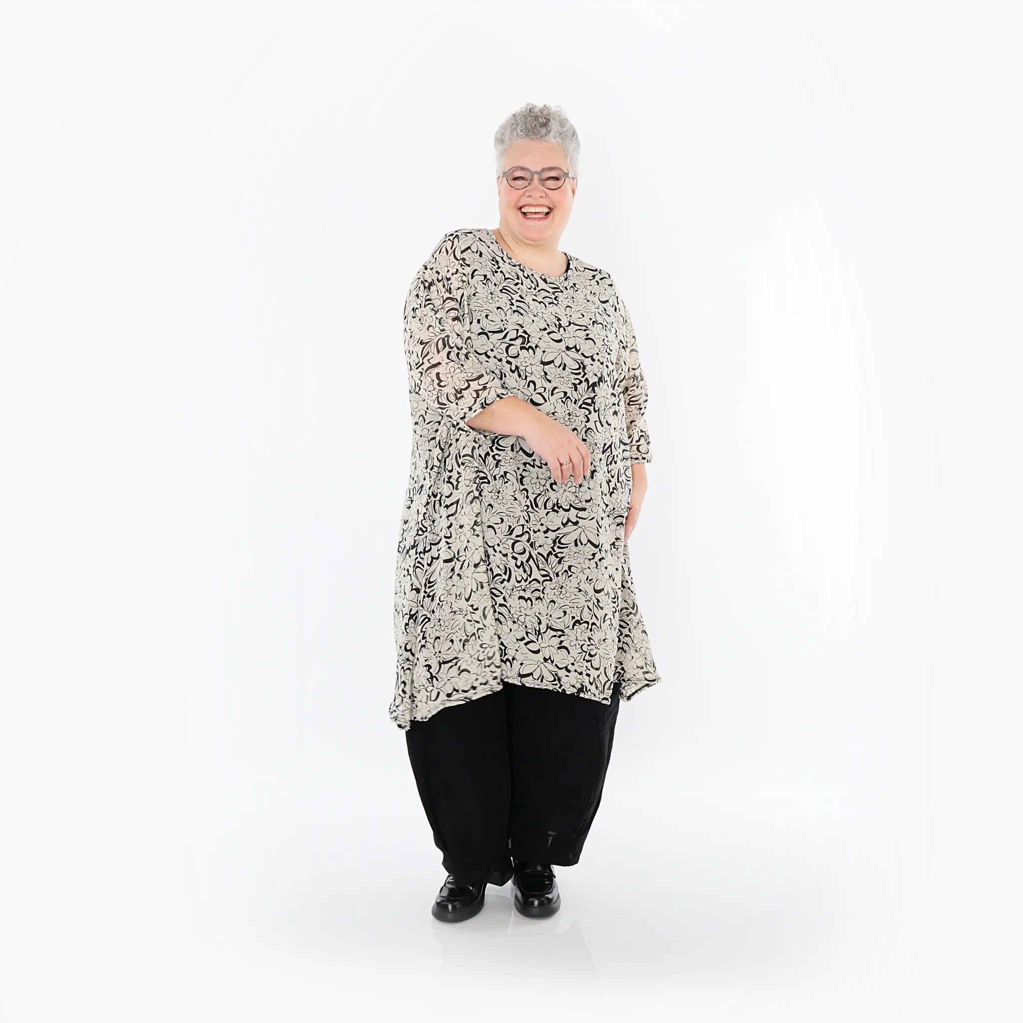 Chemise grande taille AKH Fashion 2666, écru-noir