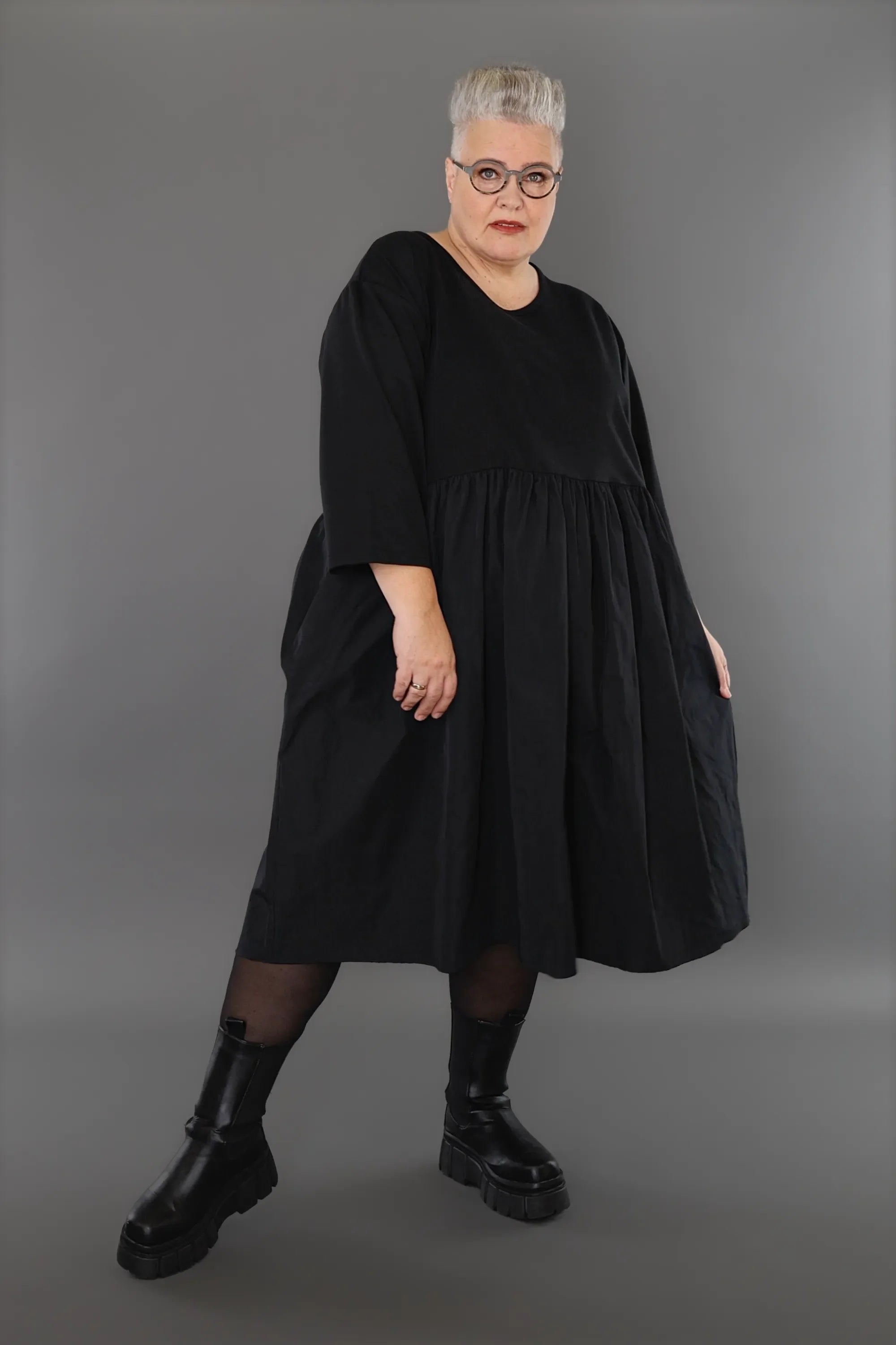 Robe AKH Premium 6967, noire
