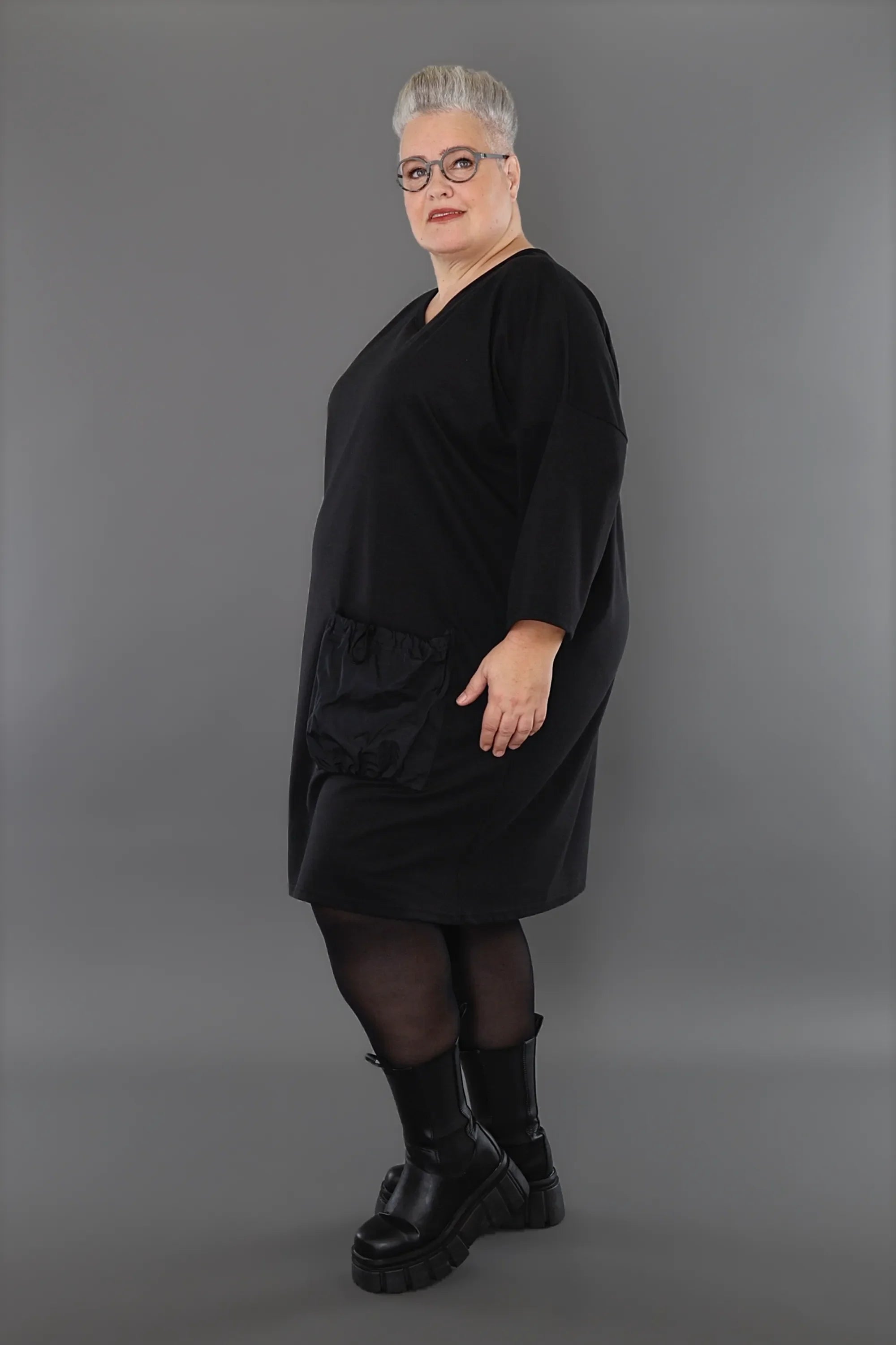 AKH Premium · Kleid · Stella · 7052 · Schwarz