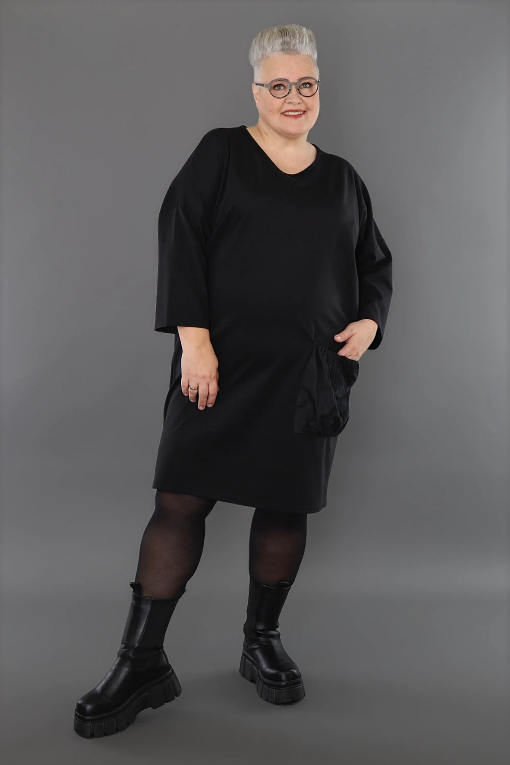 AKH Premium · Kleid · Stella · 7052 · Schwarz
