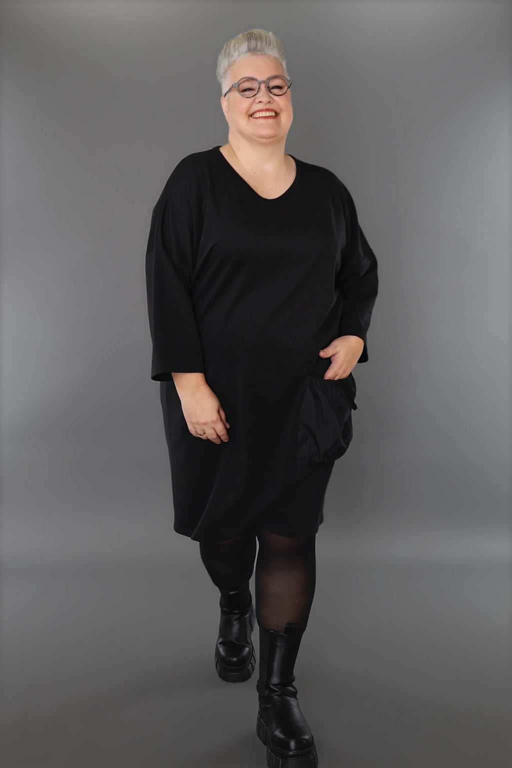 AKH Premium · Kleid · Stella · 7052 · Schwarz