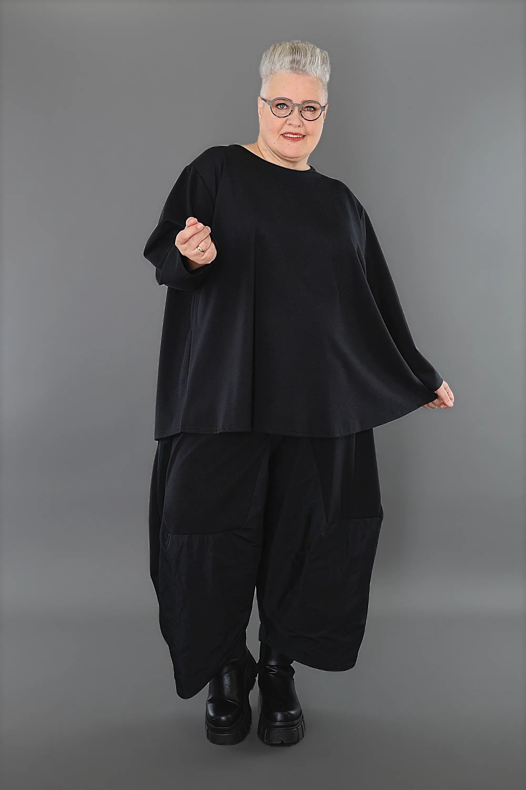 AKH Premium Shirt 6815 Milano, Schwarz