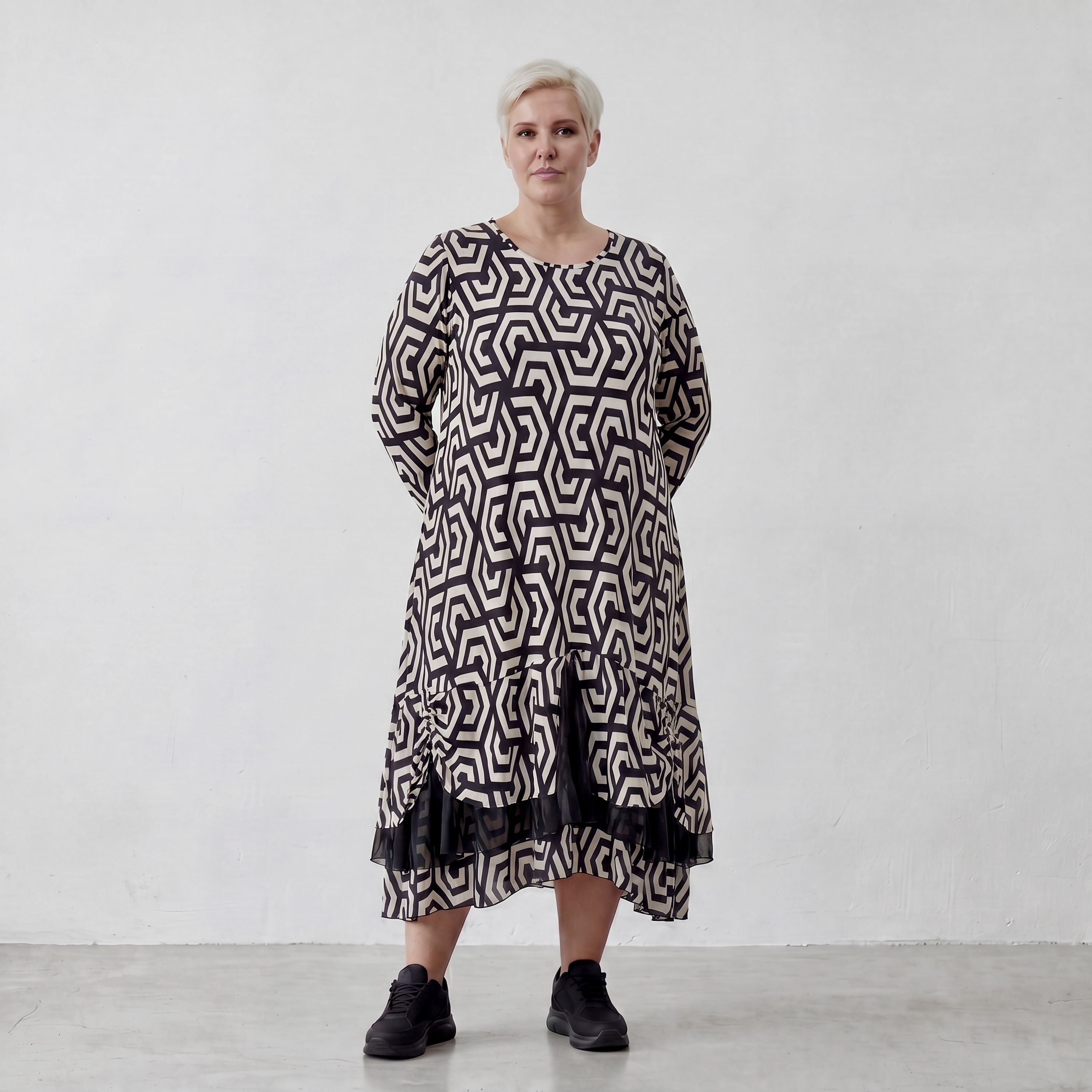 Robe AKH 6959, noir-écru