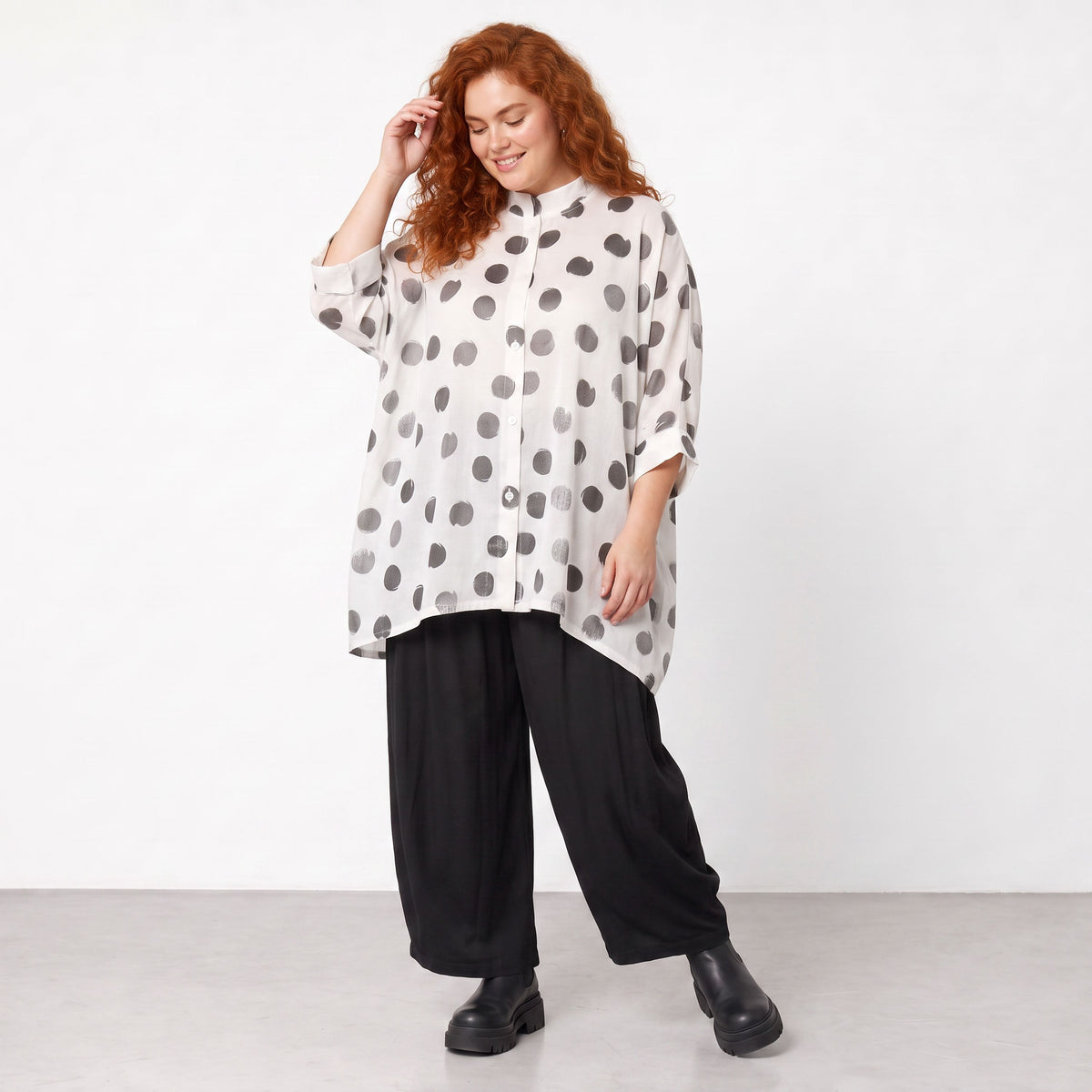 AKH Premium · Blouse · Amadora · 7116 · White/Grey
