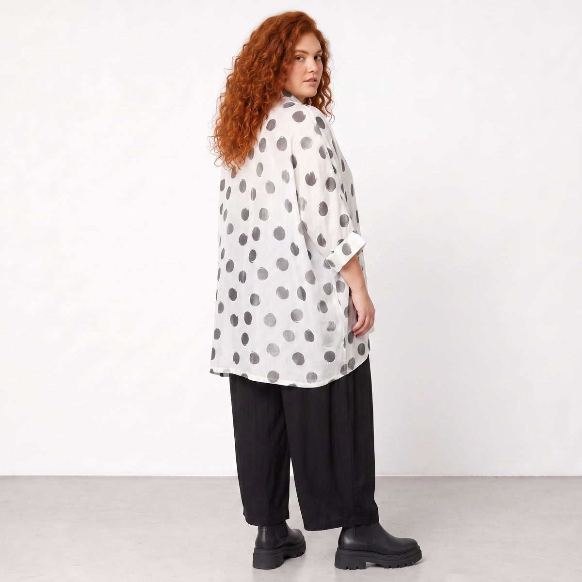 AKH Premium · Blouse · Amadora · 7116 · White/Grey