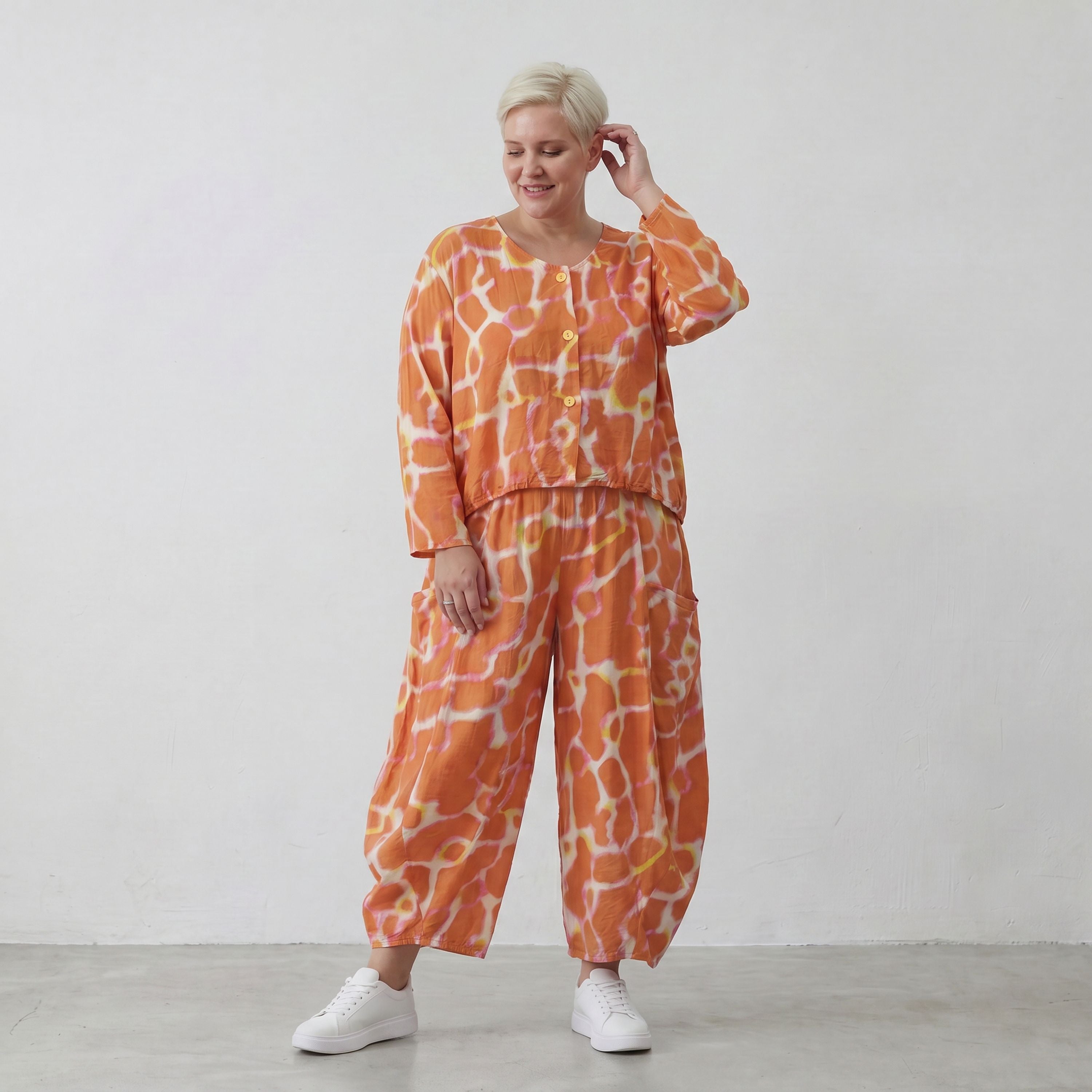 AKH Fashion 130-Amilia, Orange-White