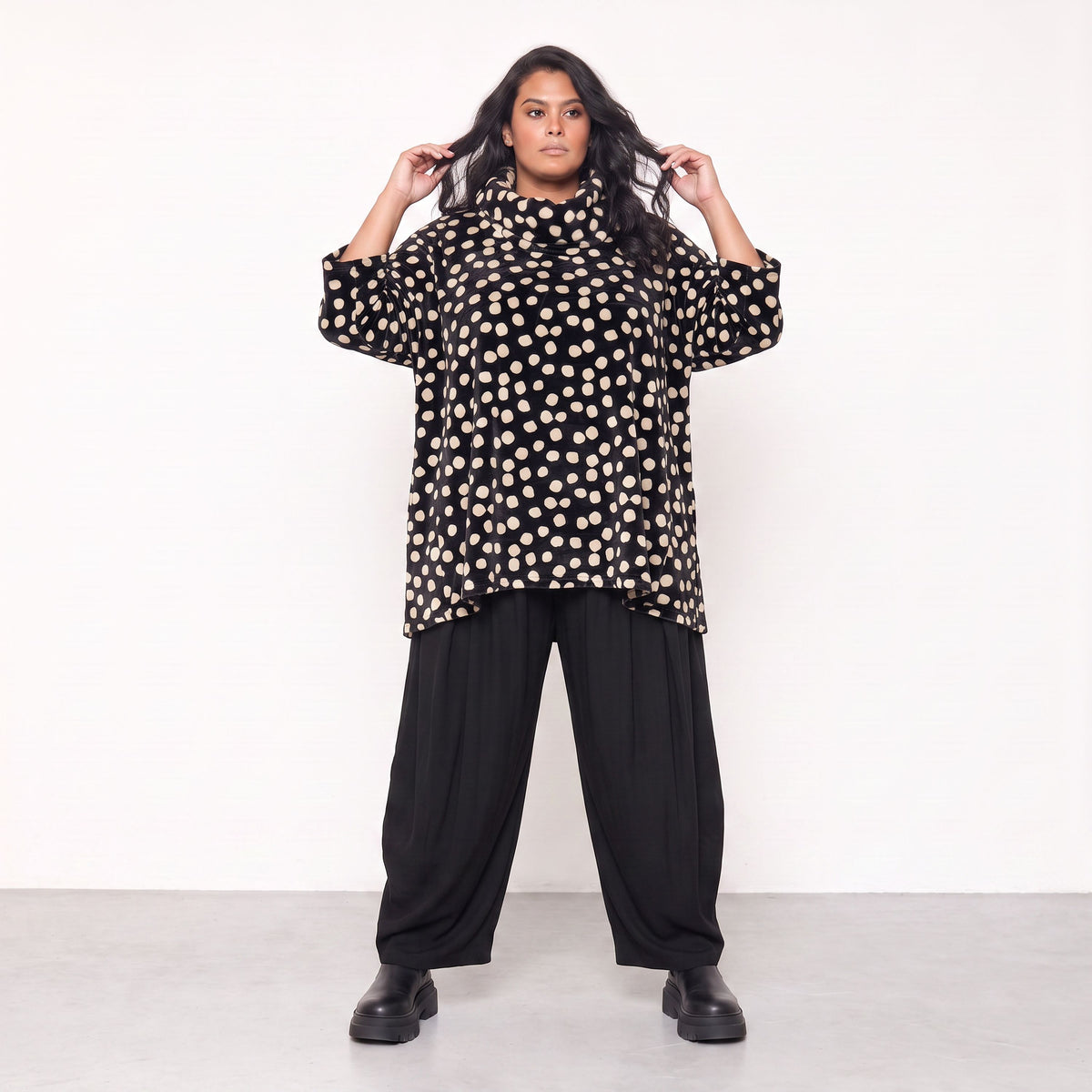 AKH Fashion · Shirt · Antonia · 593R · AshDots