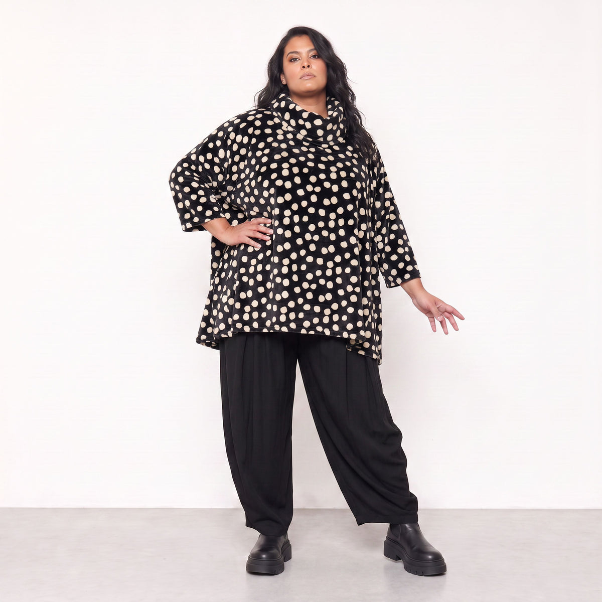 AKH Fashion · Shirt · Antonia · 593R · AshDots
