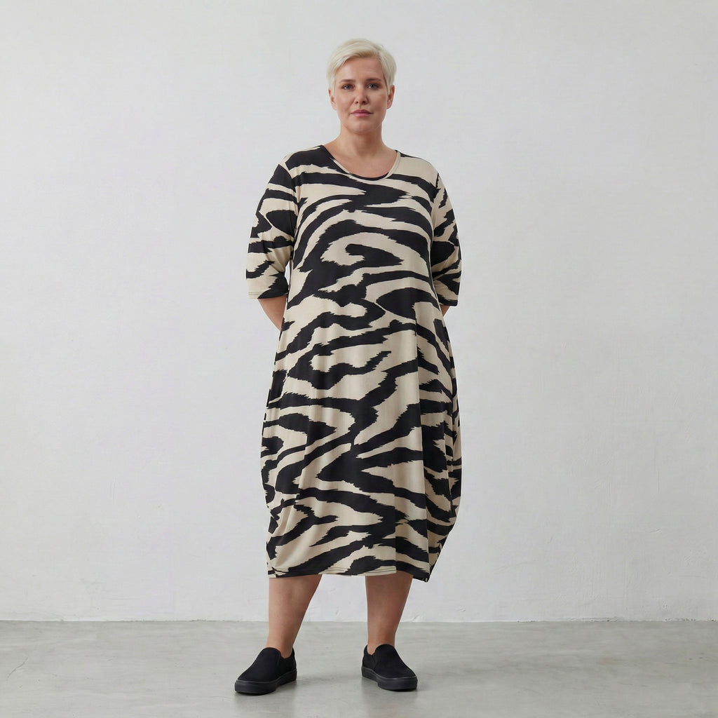 AKH 1926 Dress, Ecru-Black