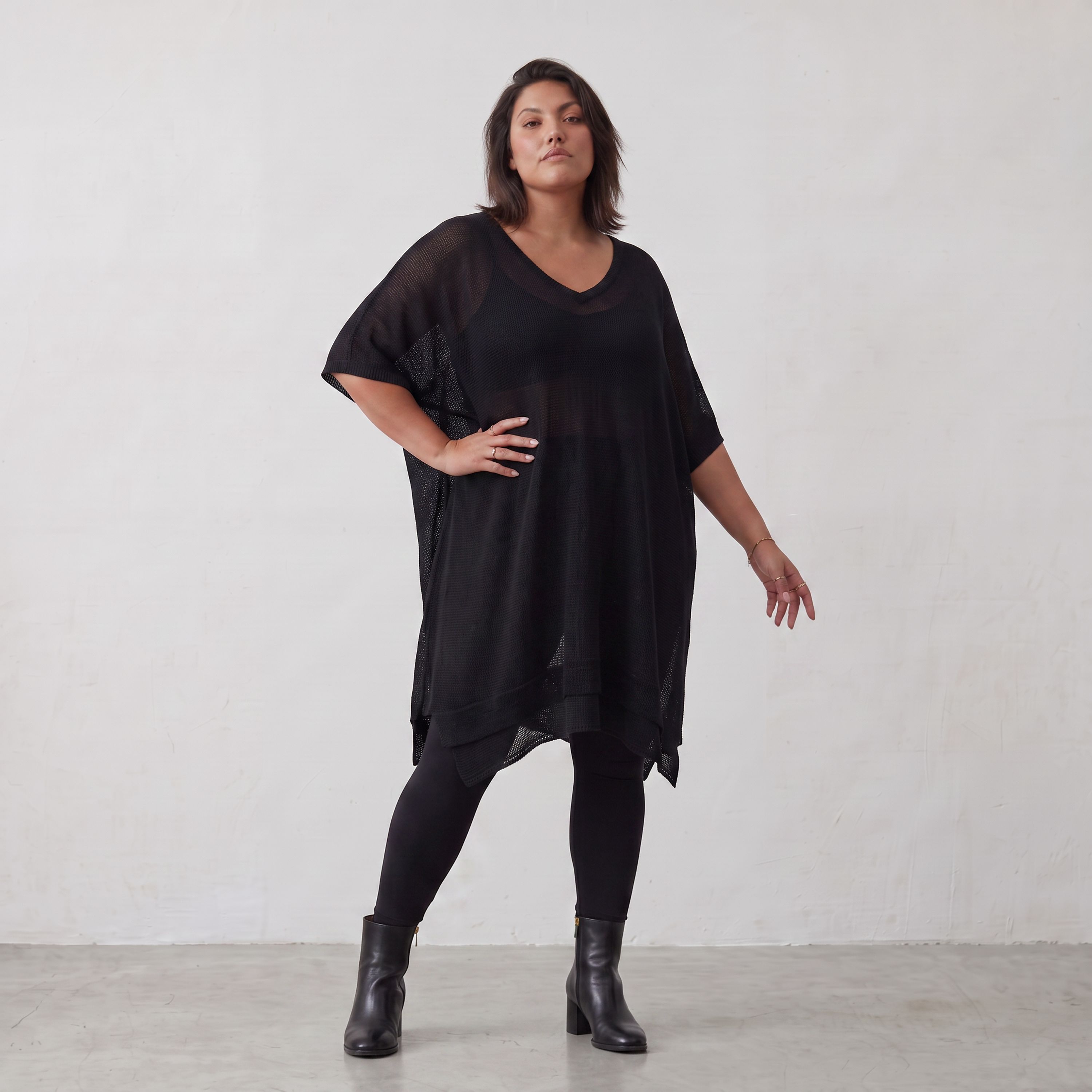 AKH Premium · Shirt · Bella · 2625 · PitchBlack