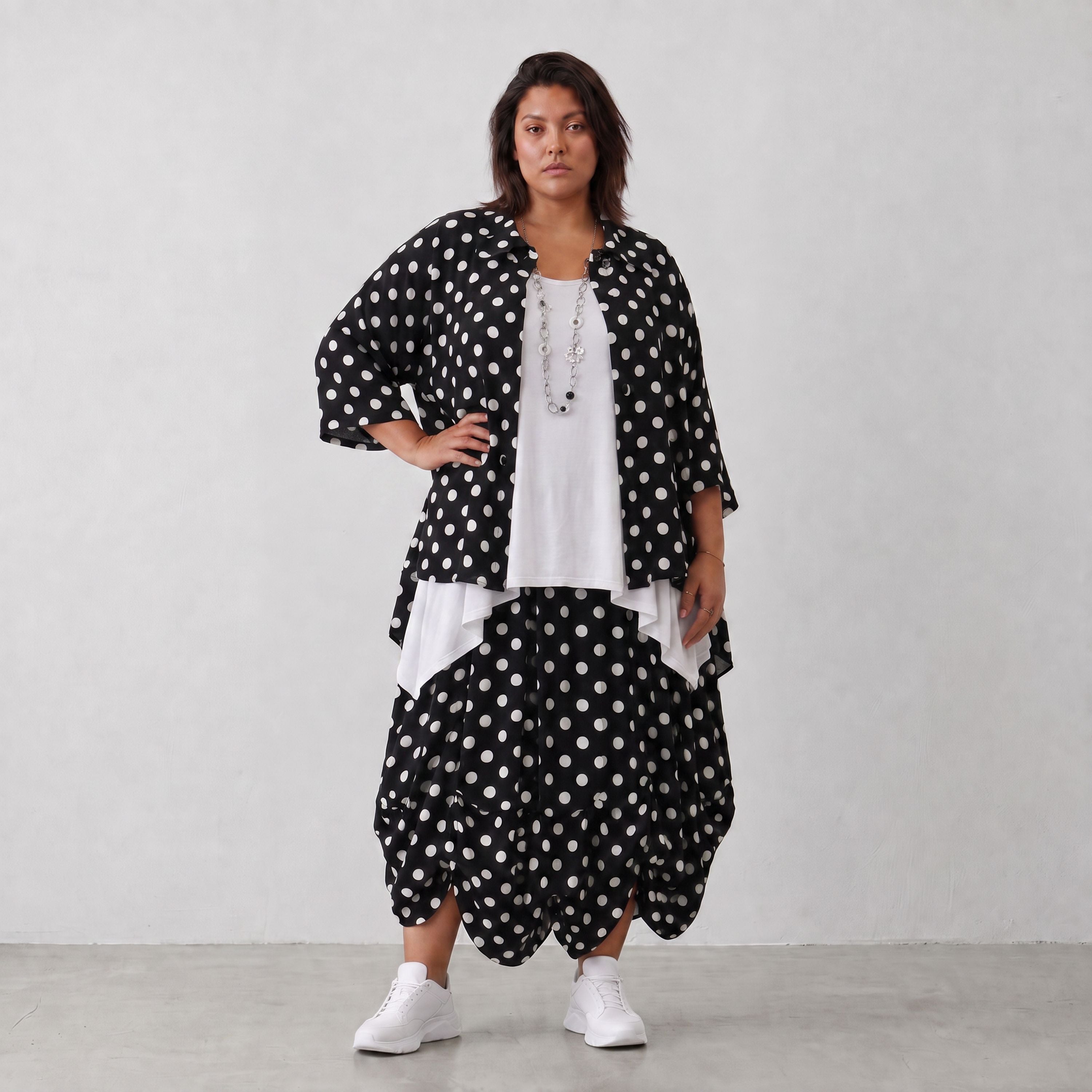 AKH Premium · Bluse · BlackPolka · 7092 · WhiteDots