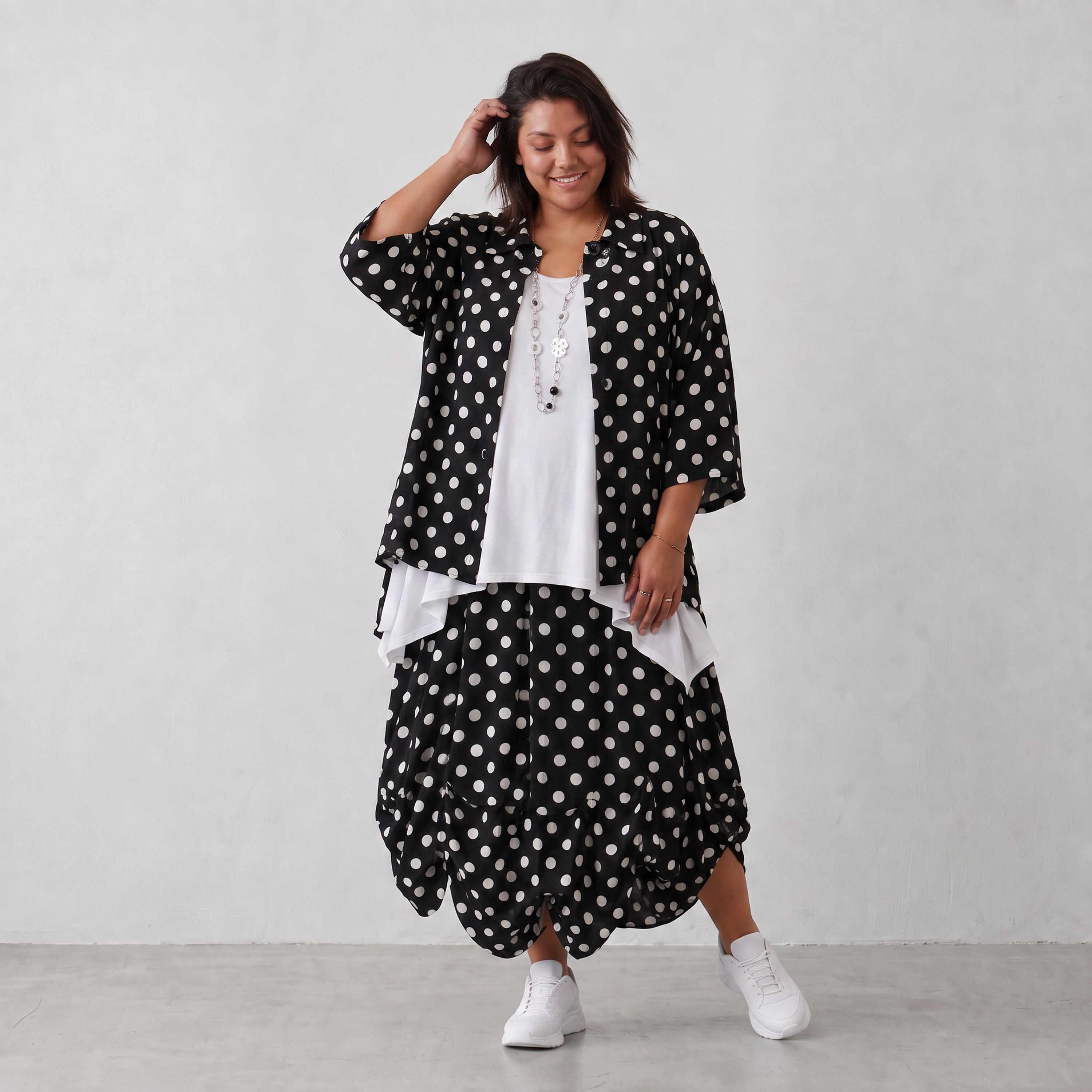 AKH Premium · Bluse · BlackPolka · 7092 · WhiteDots