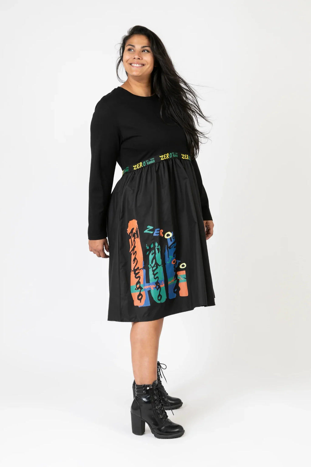 Robe PMR C6629, noir-multicolore