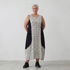 Robe AKH 1920, blanc-noir