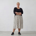 Robe AKH 5911, blanc-noir