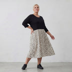 Robe AKH 5911, blanc-noir