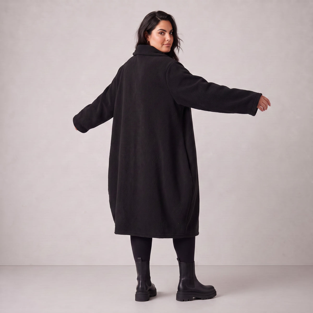 Rafay · Mantel · CuddlyHaniya · 2705R · TeddyBlack