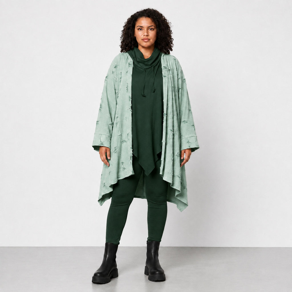 Papita · Cardigan · DestroyedStar · 7040 · PistaGreen
