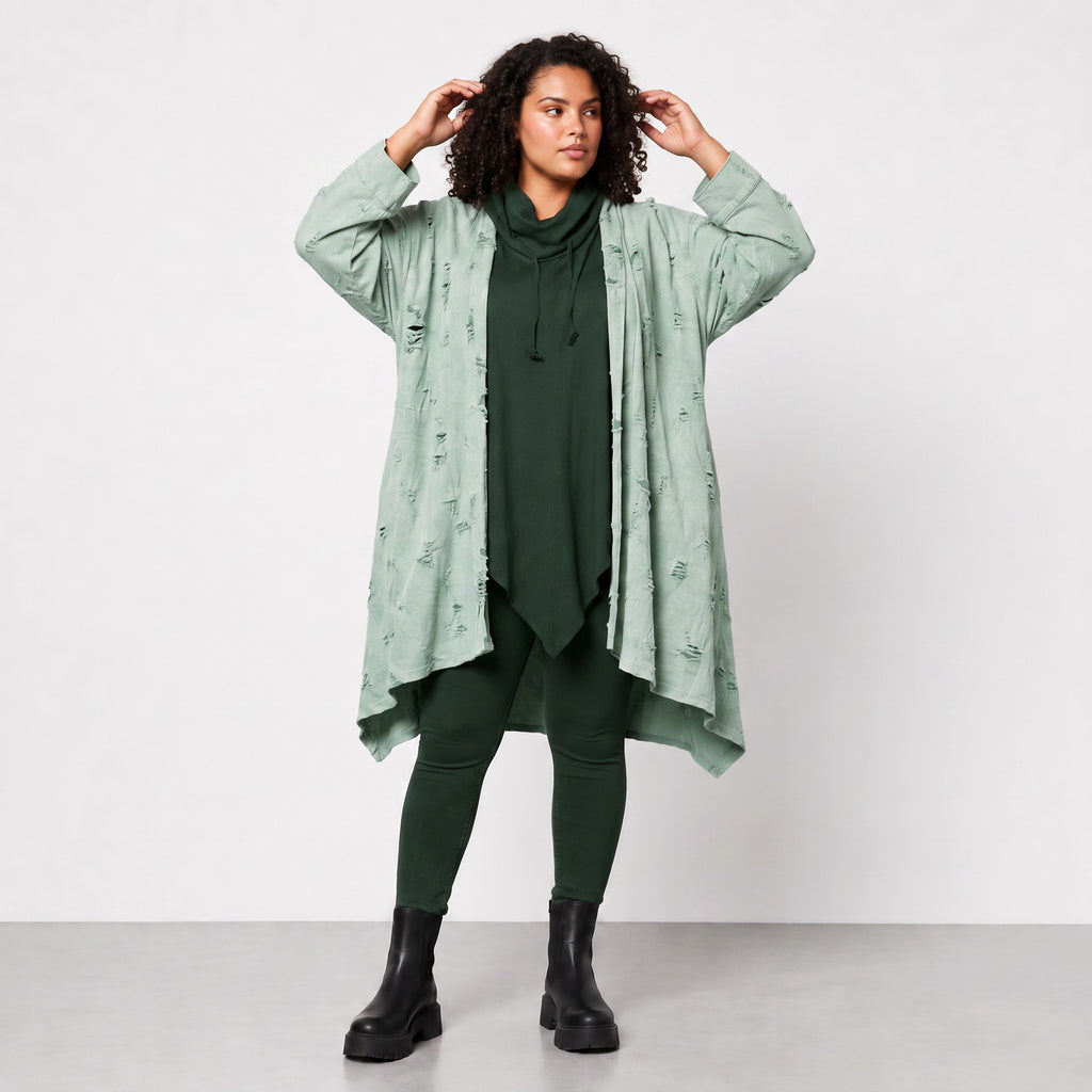 Papita · Cardigan · DestroyedStar · 7040 · PistaGreen
