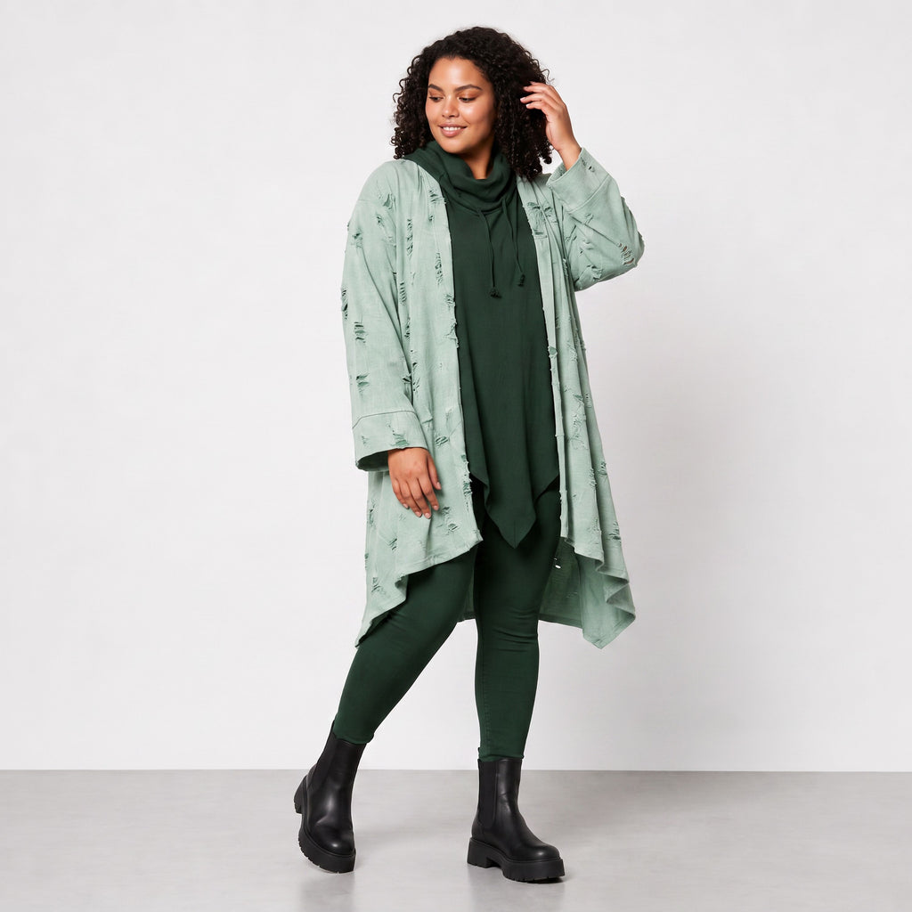 Papita · Cardigan · DestroyedStar · 7040 · PistaGreen