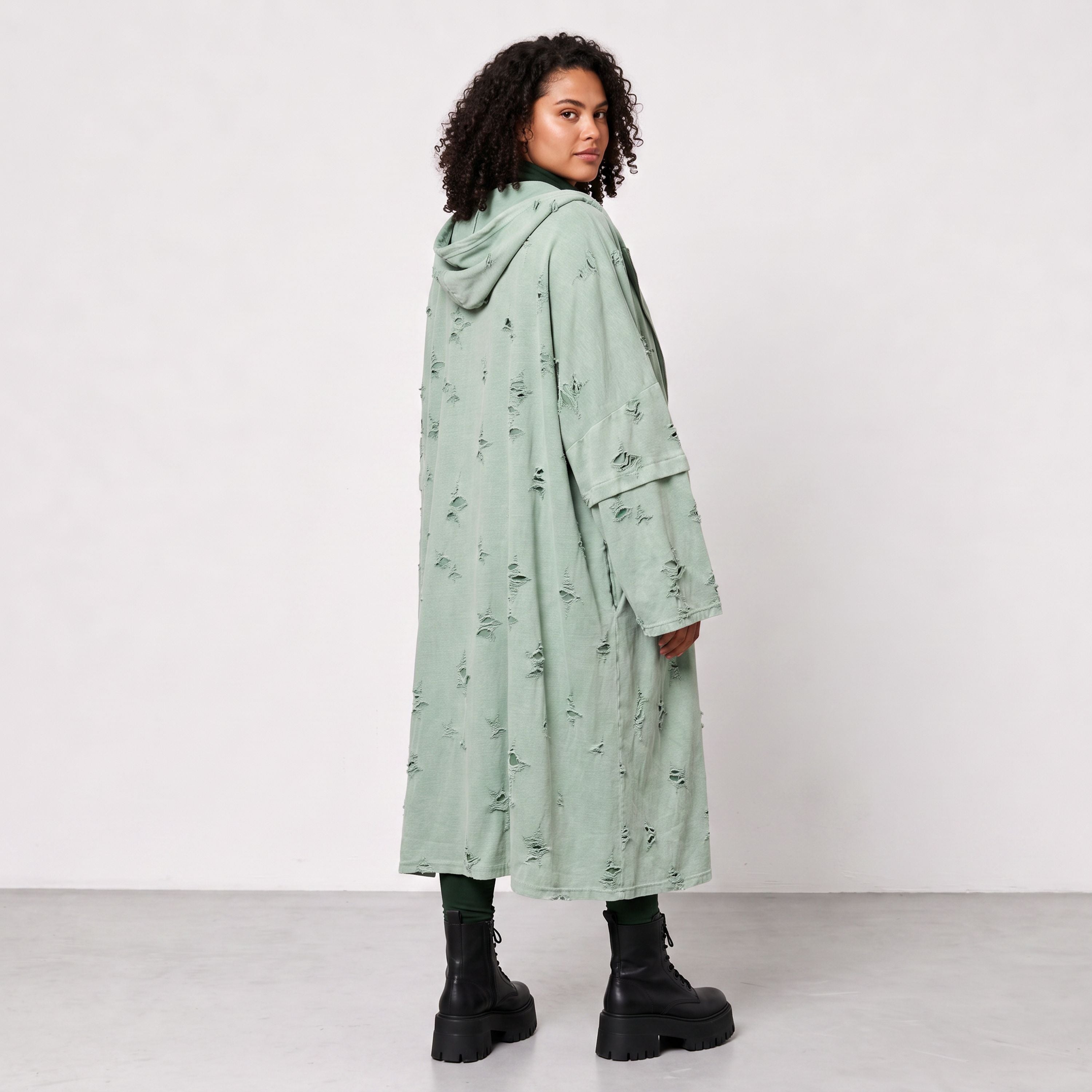 Papita · Cardigan · DestroyedStar · 7274 · PistaGreen