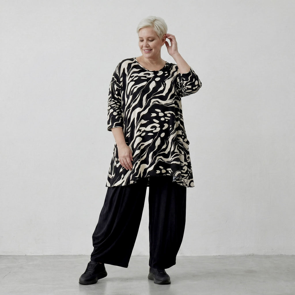 AKH 593 Big Shirt, Black-Ecru