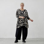 AKH 593 Big Shirt, Black-Ecru
