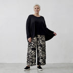 AKH 8069 Trousers, Black-Ecru