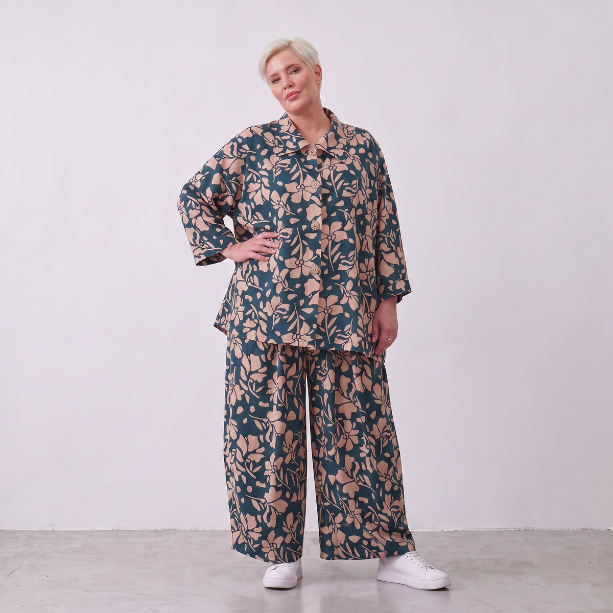 AKH Fashion · Bluse · Flowing · 7092 · LunaPetrol