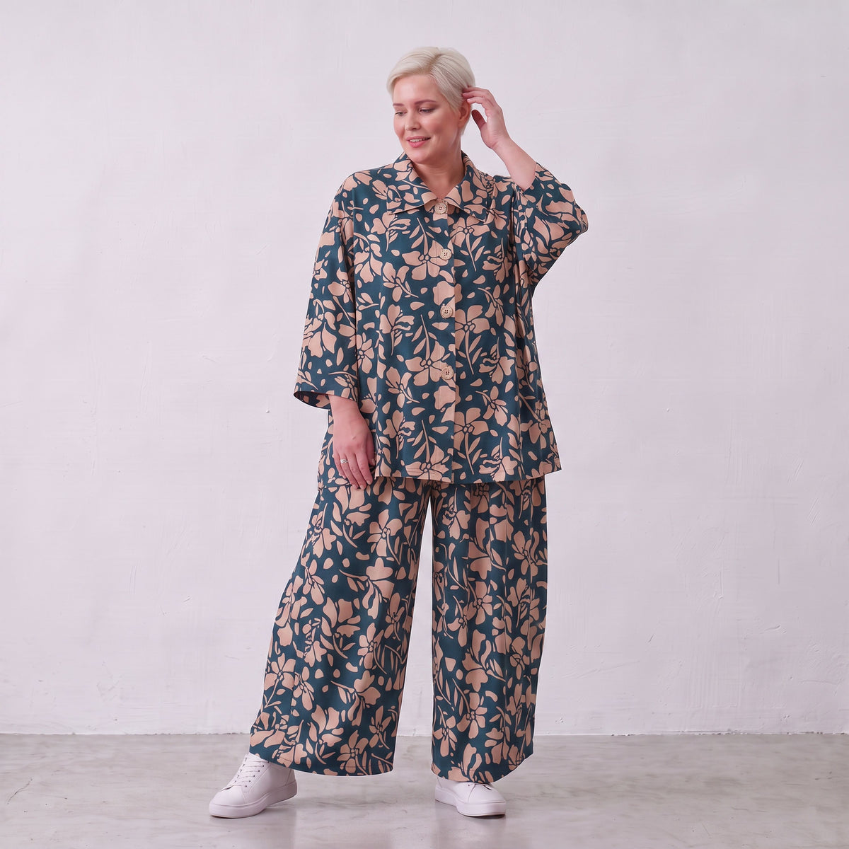 AKH Fashion · Bluse · Flowing · 7092 · LunaPetrol