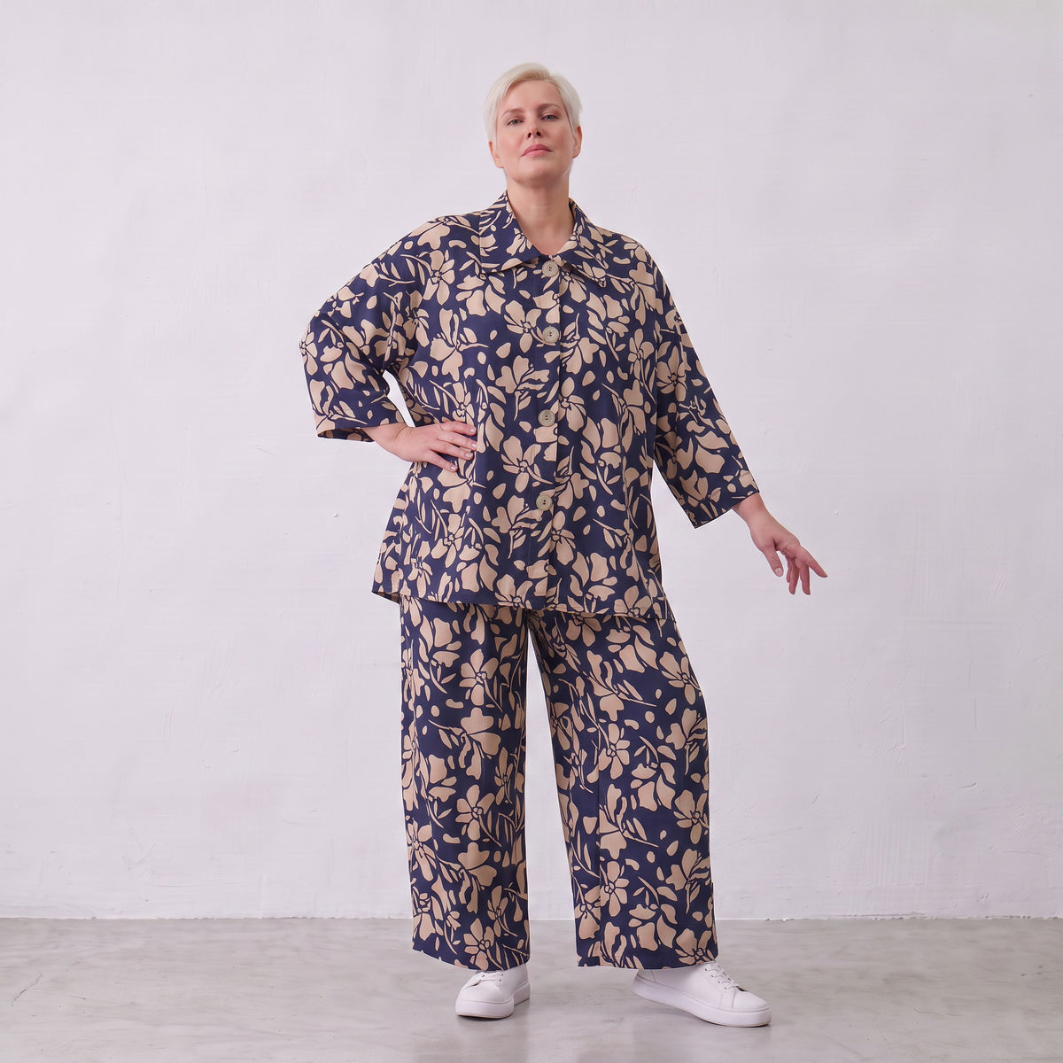AKH Fashion · Bluse · Flowing · 7092 · YunaNavy