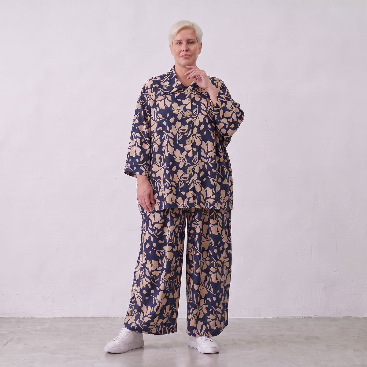 AKH Fashion · Bluse · Flowing · 7092 · YunaNavy