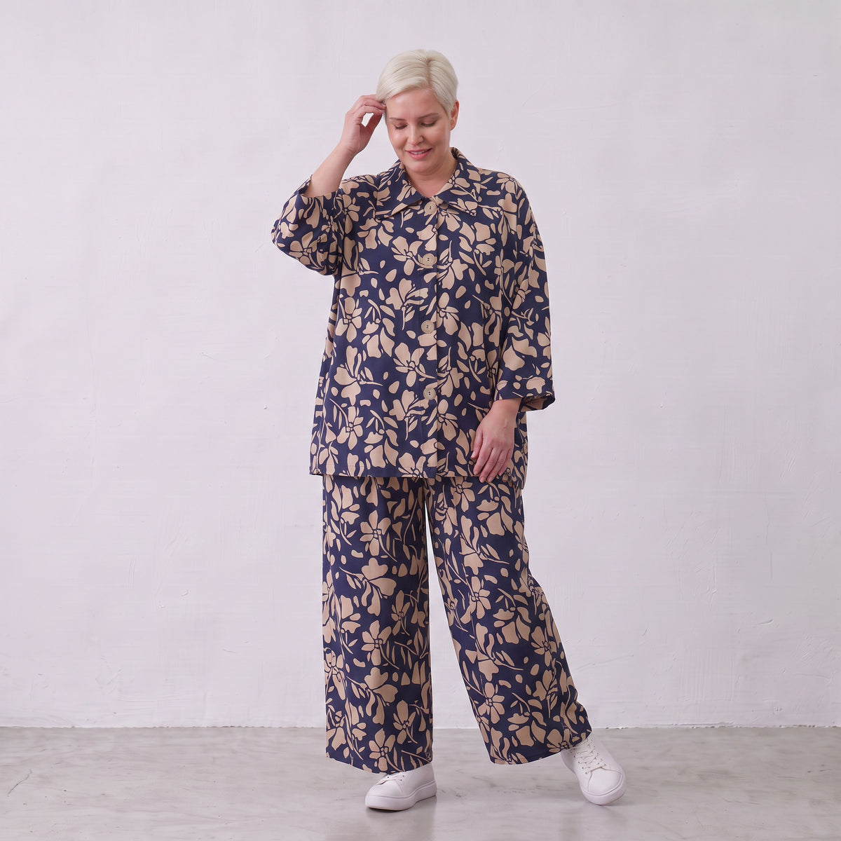 AKH Fashion · Bluse · Flowing · 7092 · YunaNavy